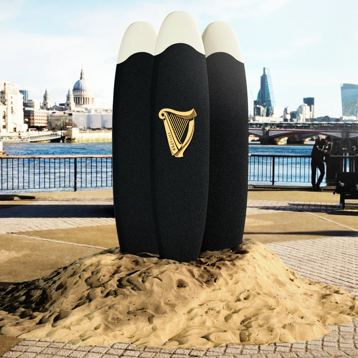 Ambient_Guinness_Surfboard_Scene_04_01In-situ_HNDY_Preview.png