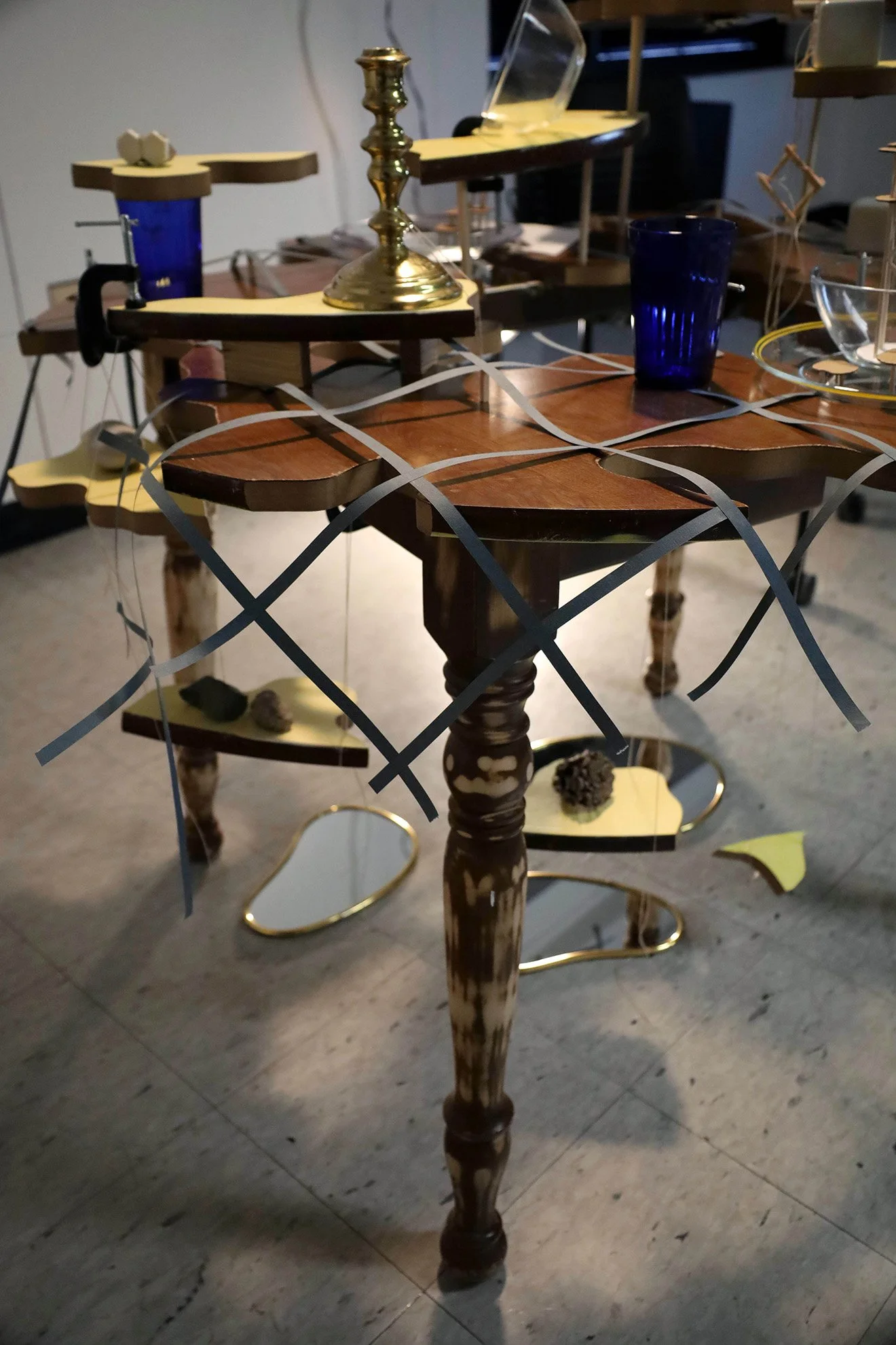 KitchenTable-Detail12-small.jpg