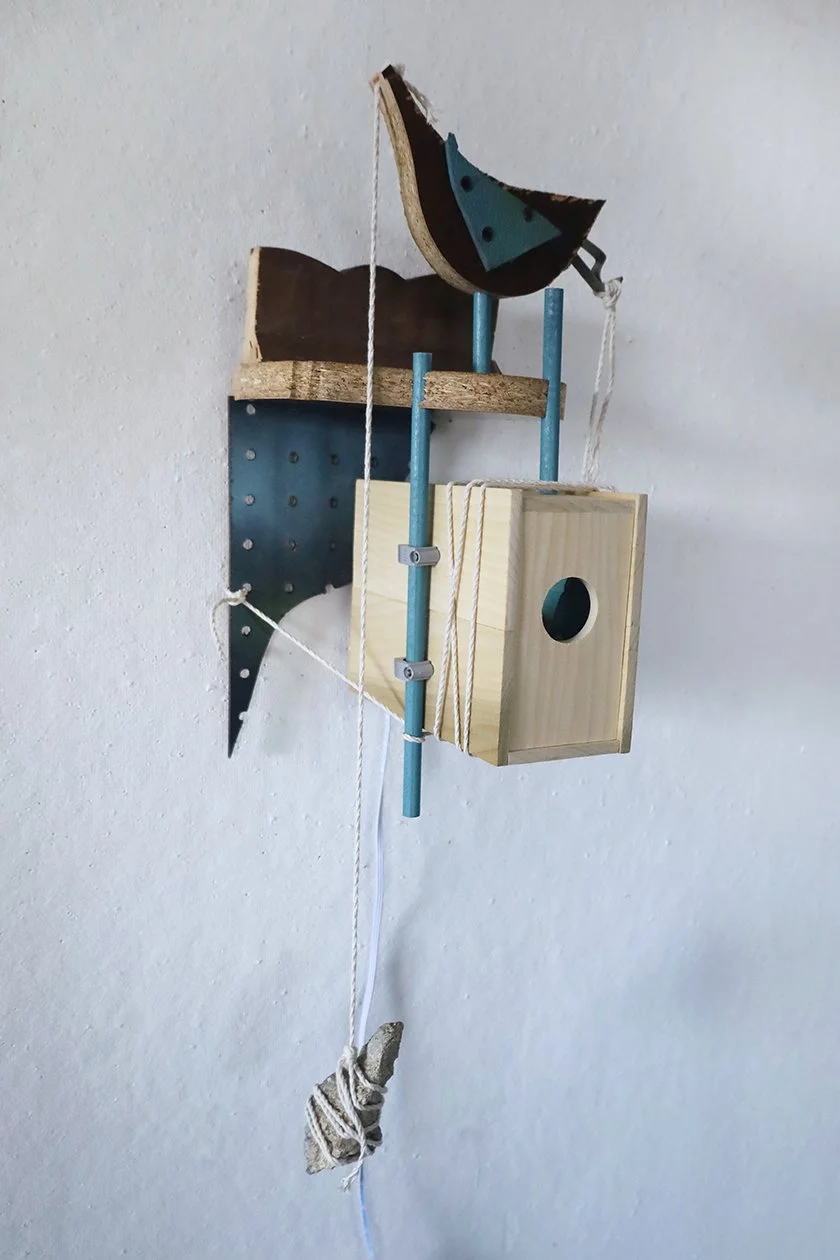 UpendTable-Detail2-small.jpg