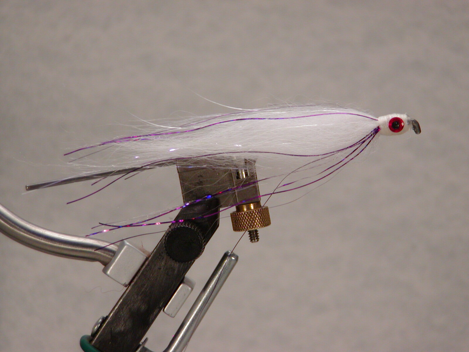 UV SmeltWhite.JPG