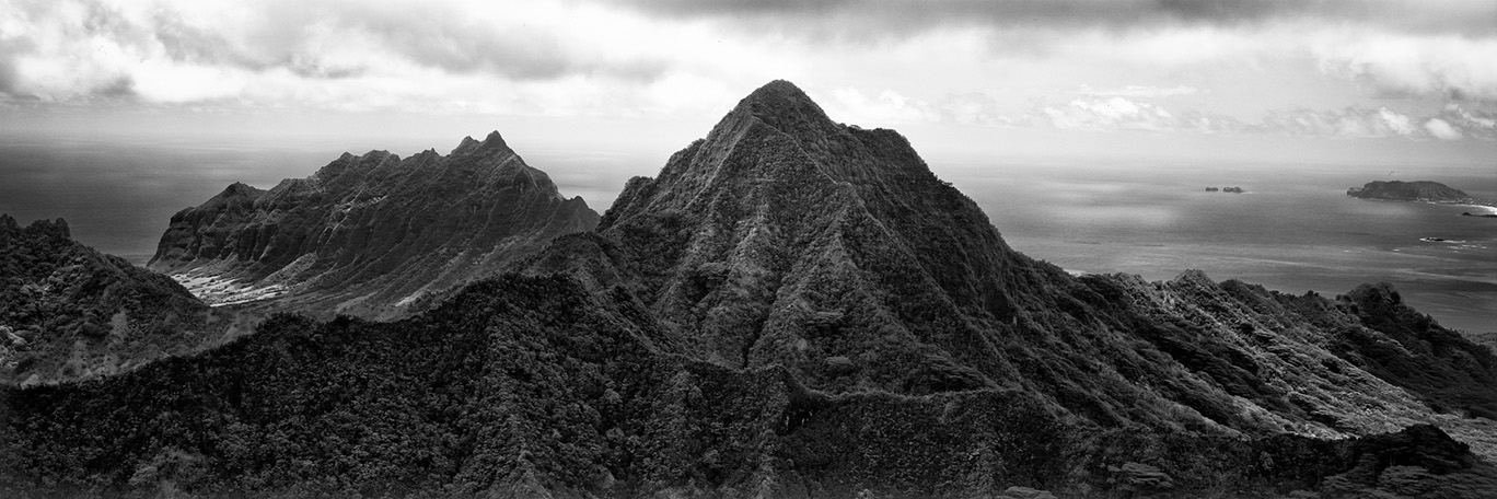 Peaks from helicopter : Oahu