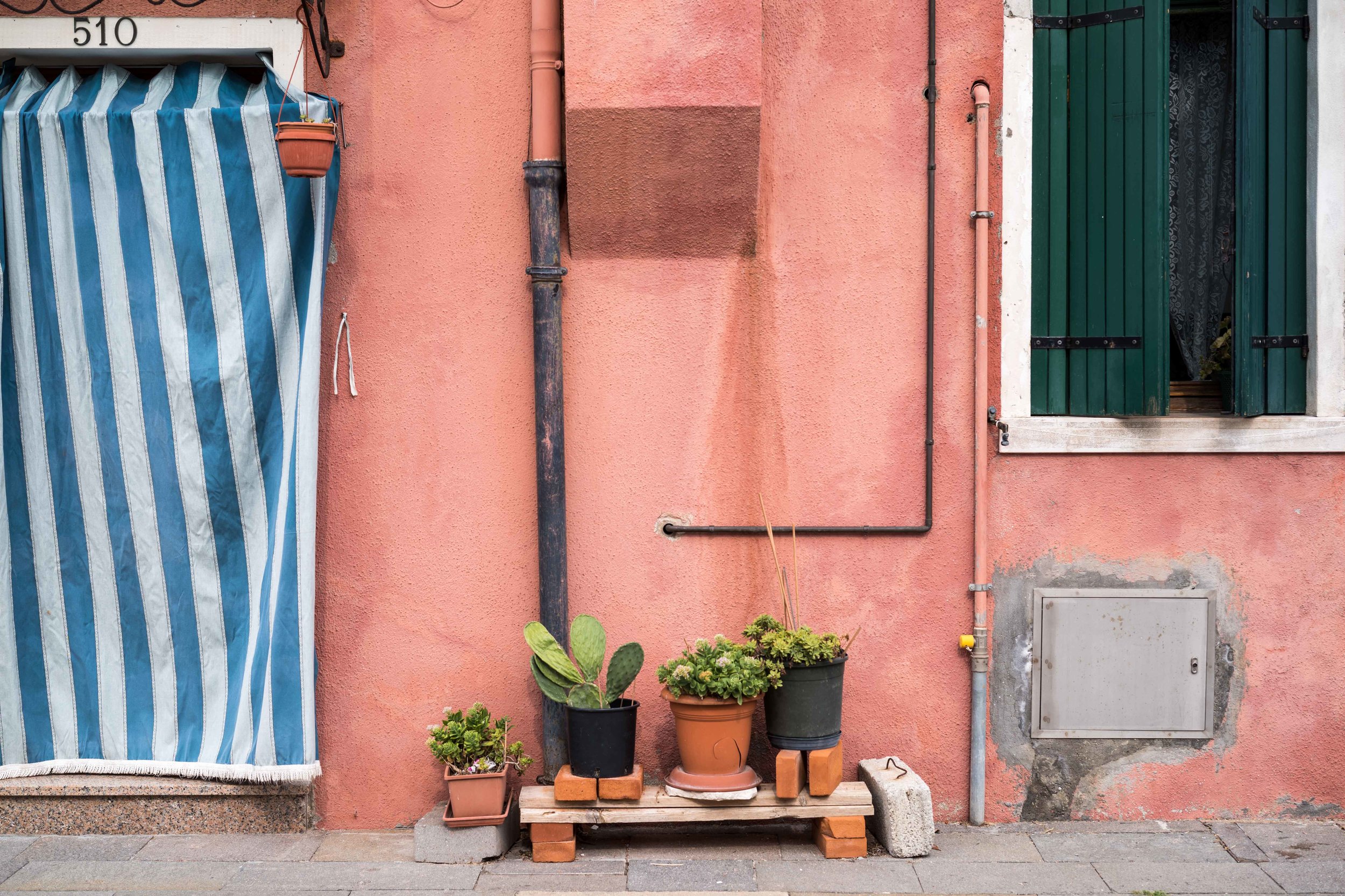   Burano color palette    Leica M10 1/180s F2 ISO100  