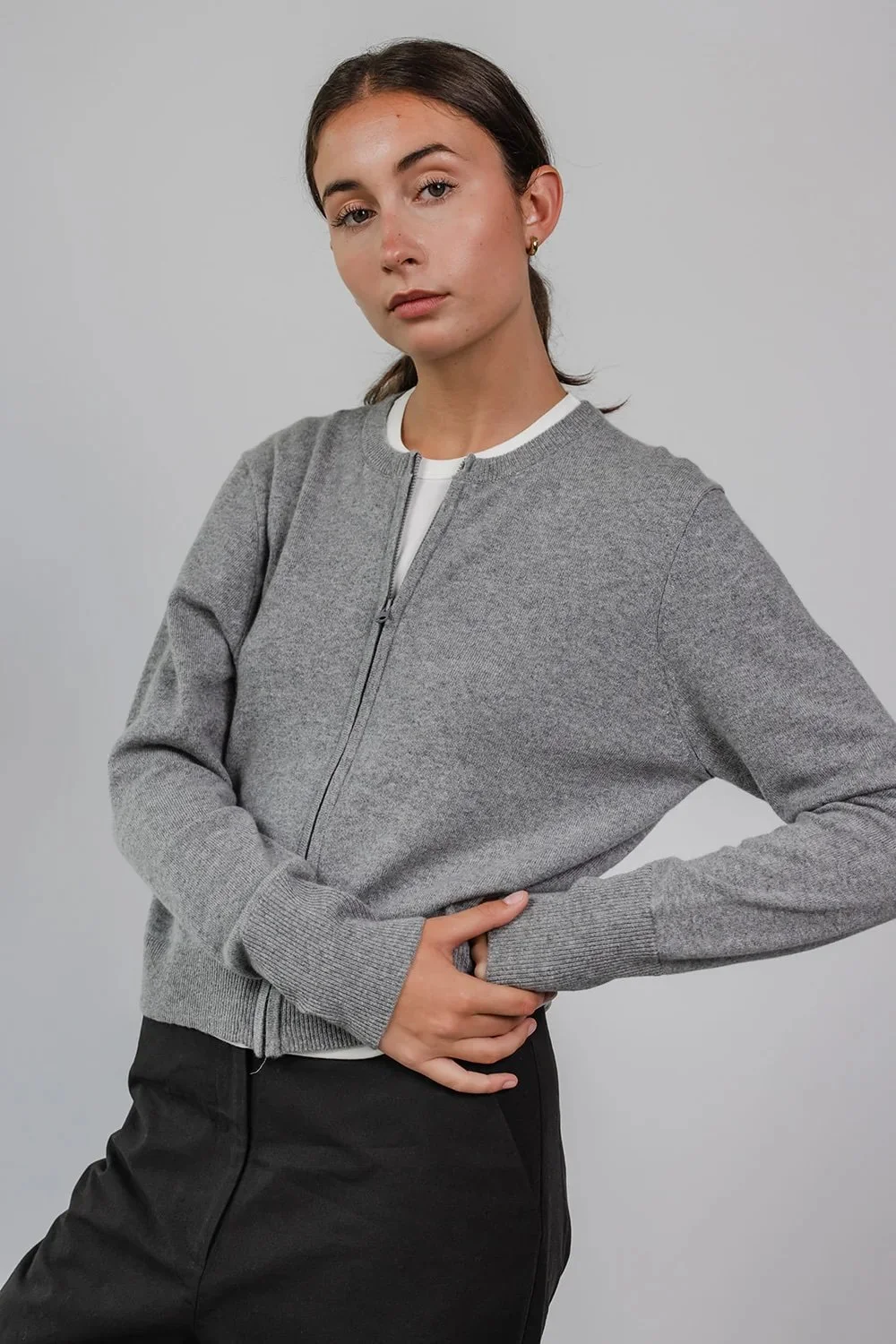 Vic-Bert-otis-zip-cardigan-flannel-grey-9-manon-bis.jpg
