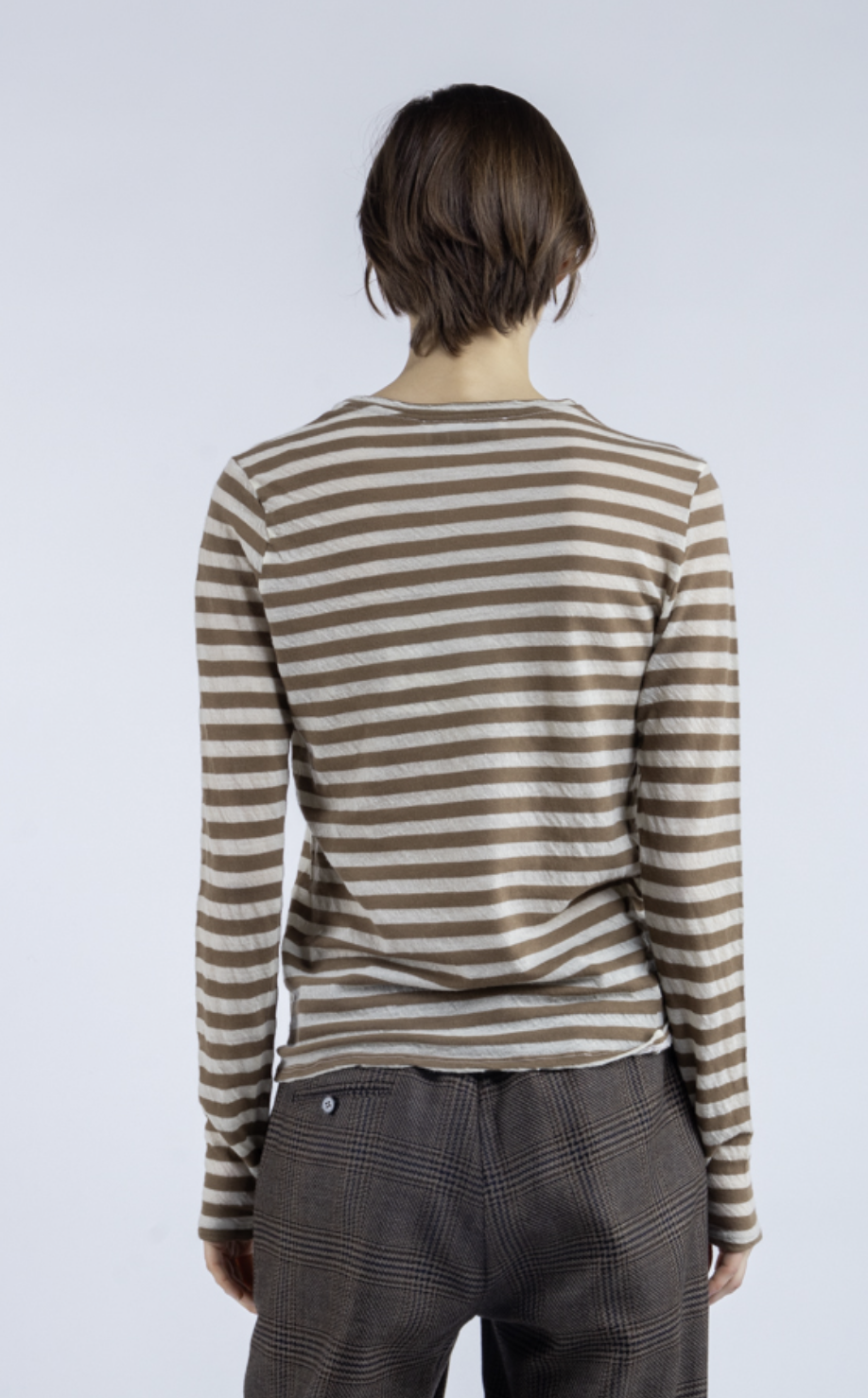 Phisique-du-role-25W192plain-round-neck-tshirt-cotton-wool-dyed-bottom-manon-bis.jpg.png