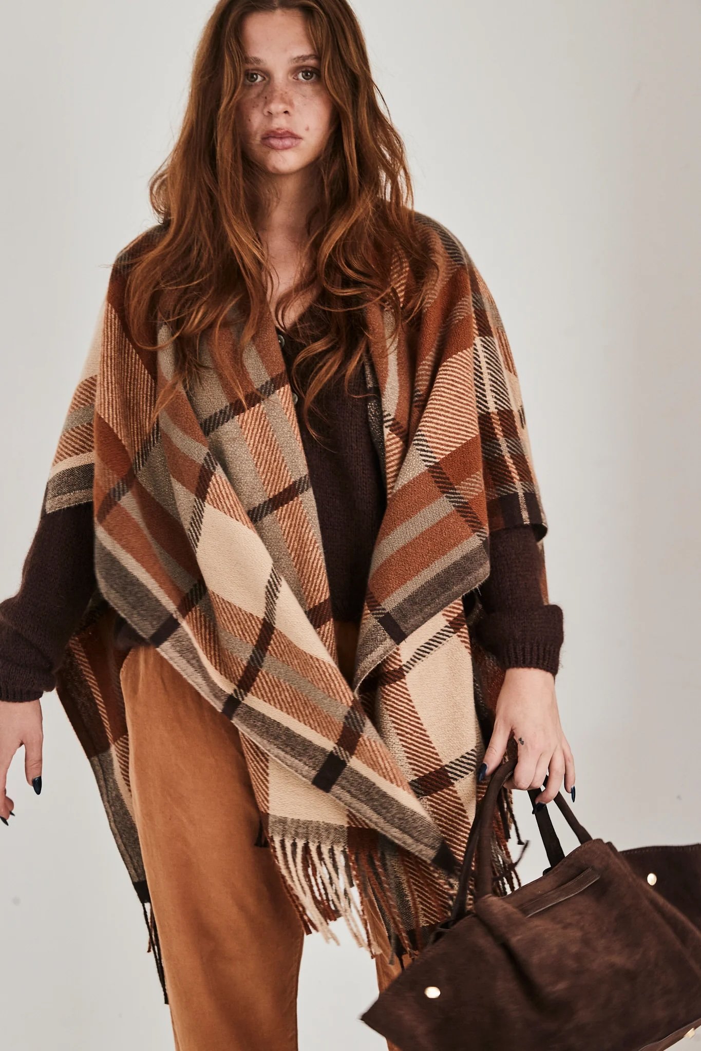 Mamapapa-poncho-checkers-5-manon-bis.jpg