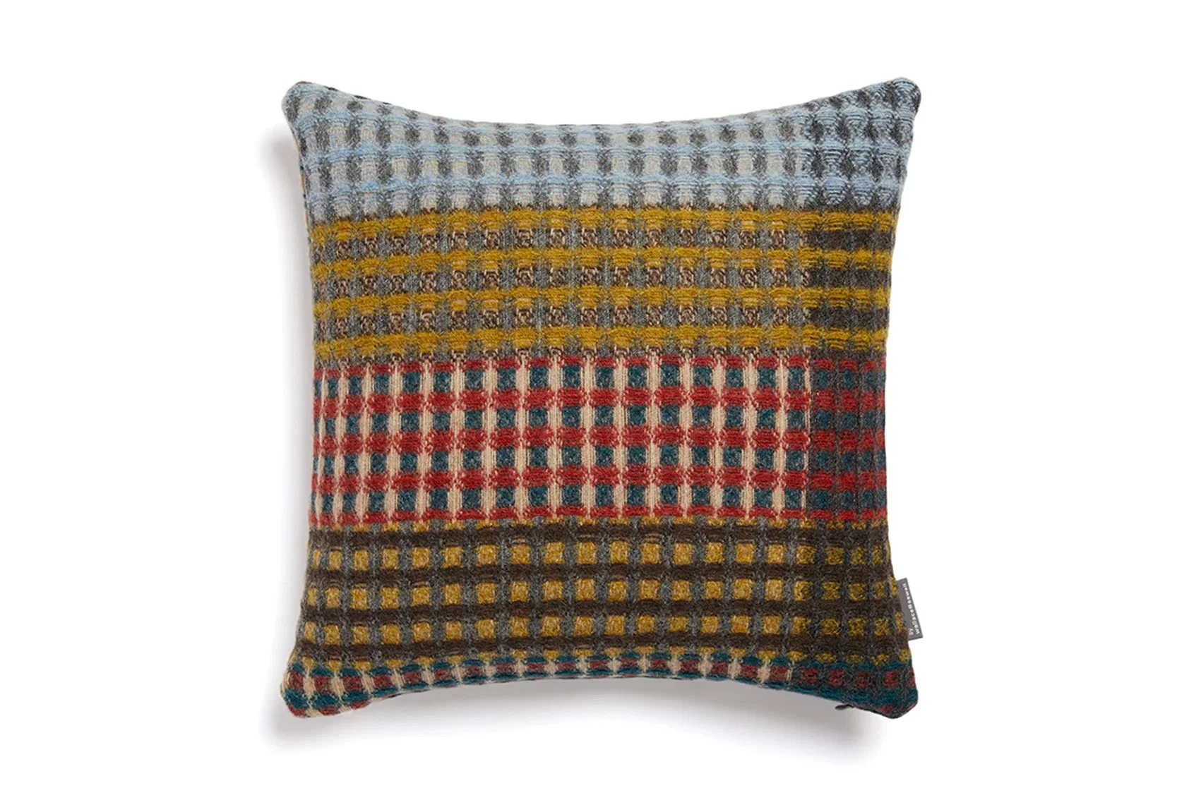 Wallace-Sewell-hampstead-waffle-cushion-5-manon-bis.jpg