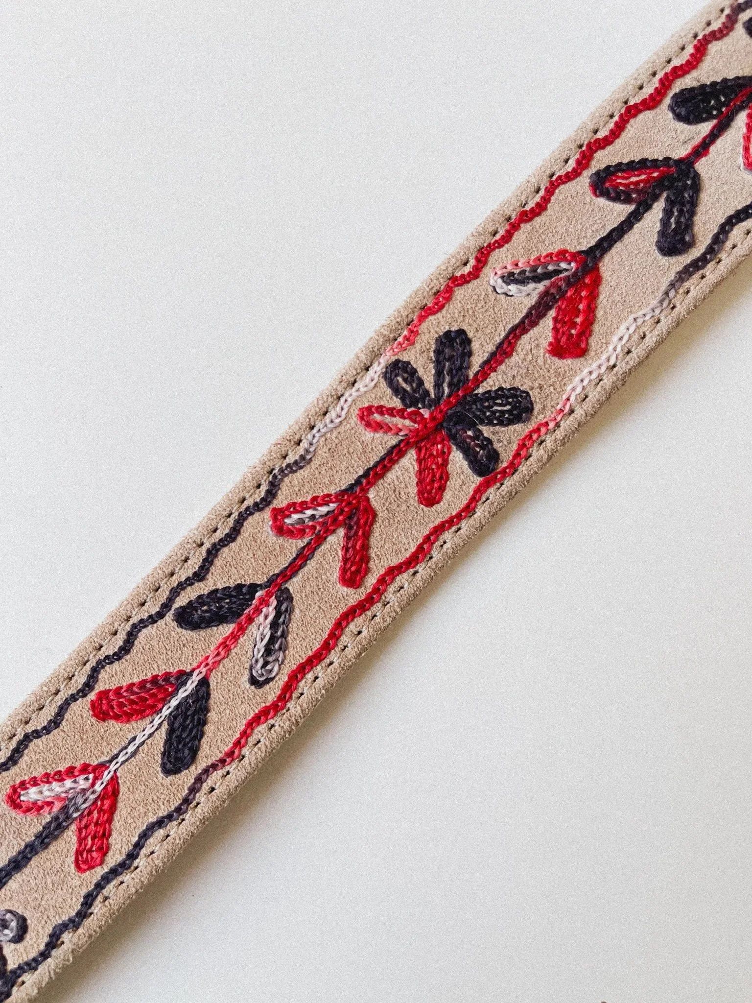 Maison-Hotel-Thar-Belt-Karma-Thread-4-manon-bis.jpg
