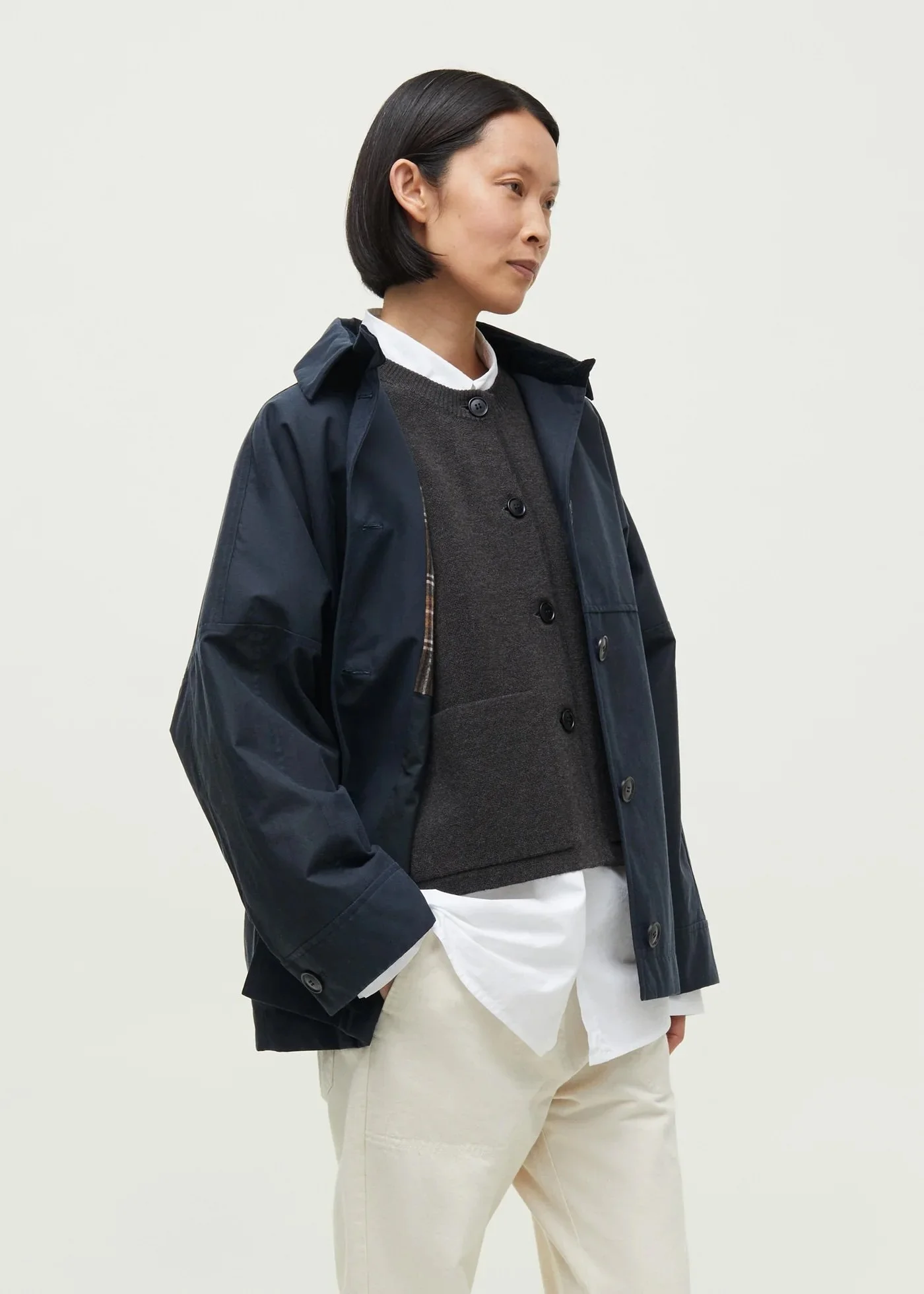 Aiayu-Moa-Jacket-Oilskin_Navy_3-manon-bis-D.jpg .jpg