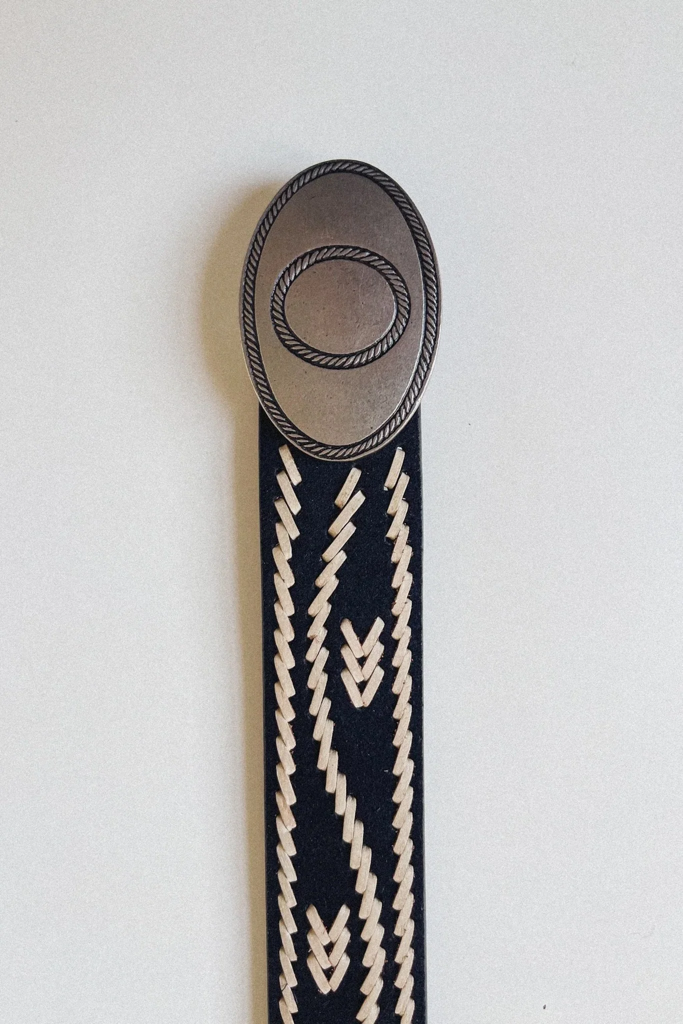 Maison-Hotel-Malambo-belt-onyx-2-manon-bis.jpg