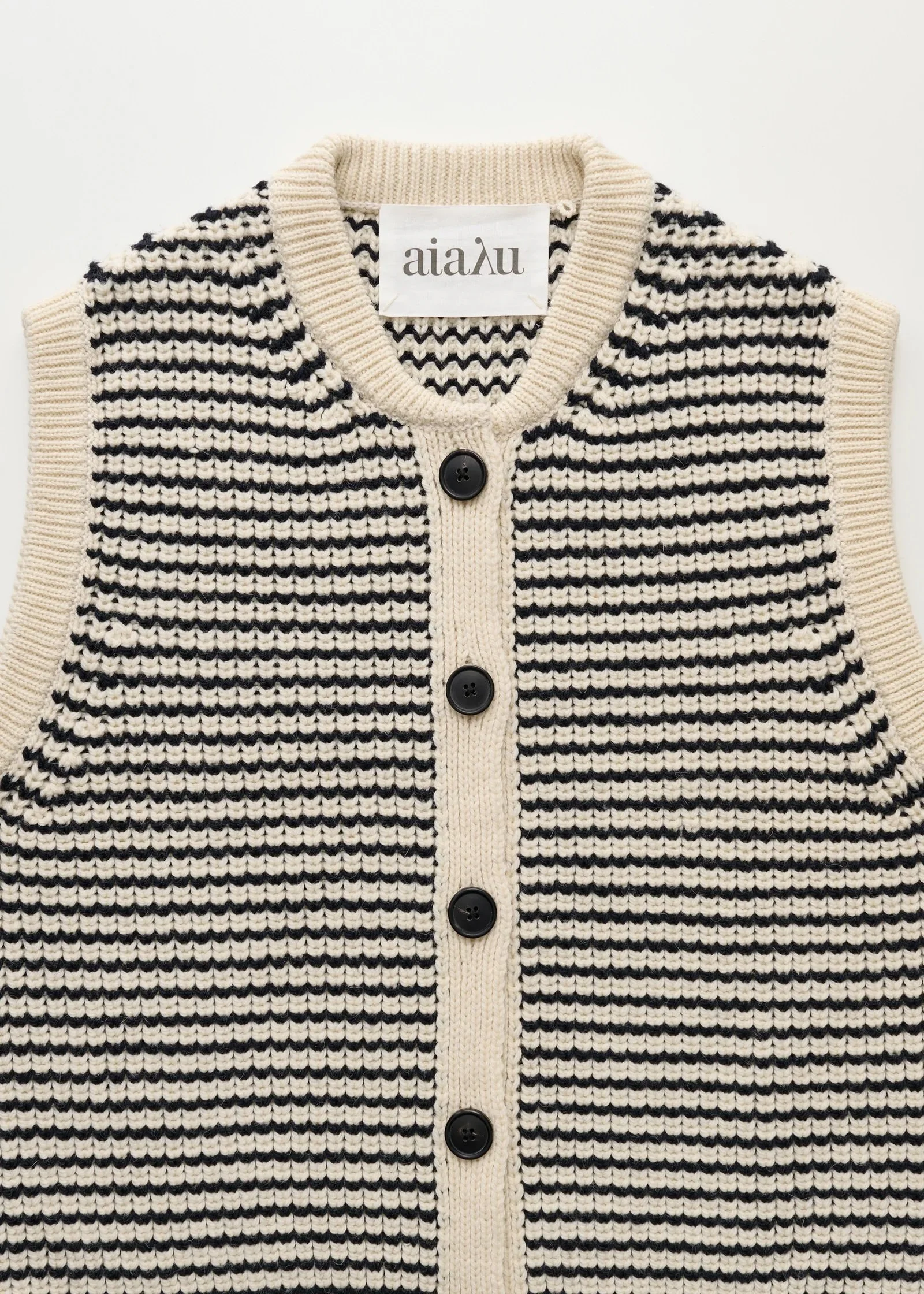 Aiayu-Asha_Vest-Mix-Black-Navy-1_manon-bis.jpg .jpg