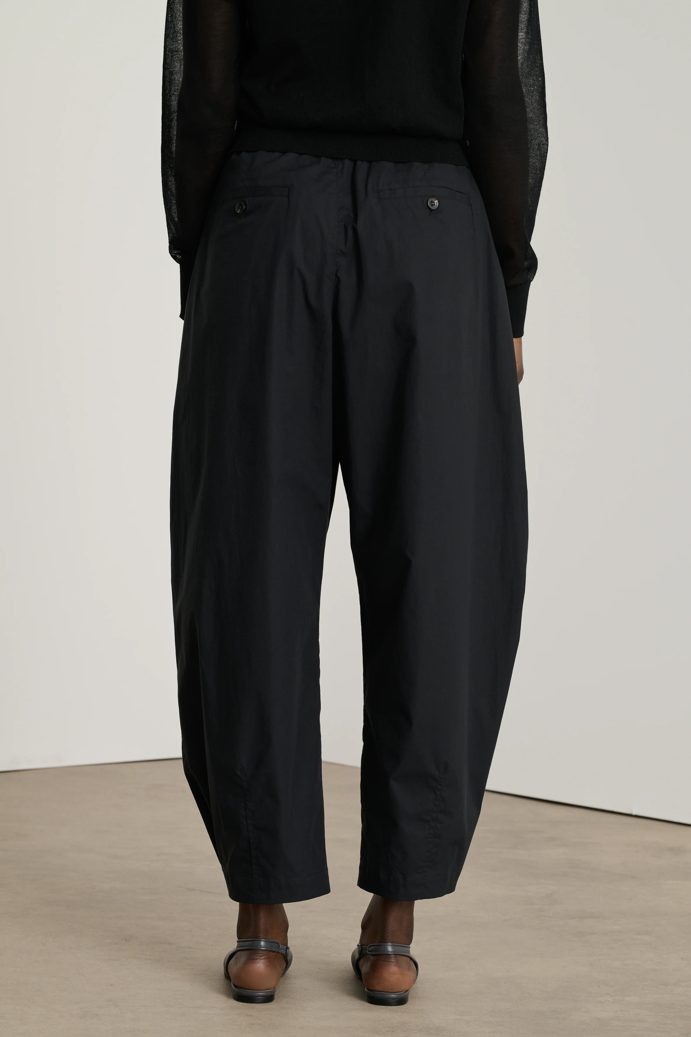 Soeur-Vernon-Trousers-Black4-Manon-Bis.jpg