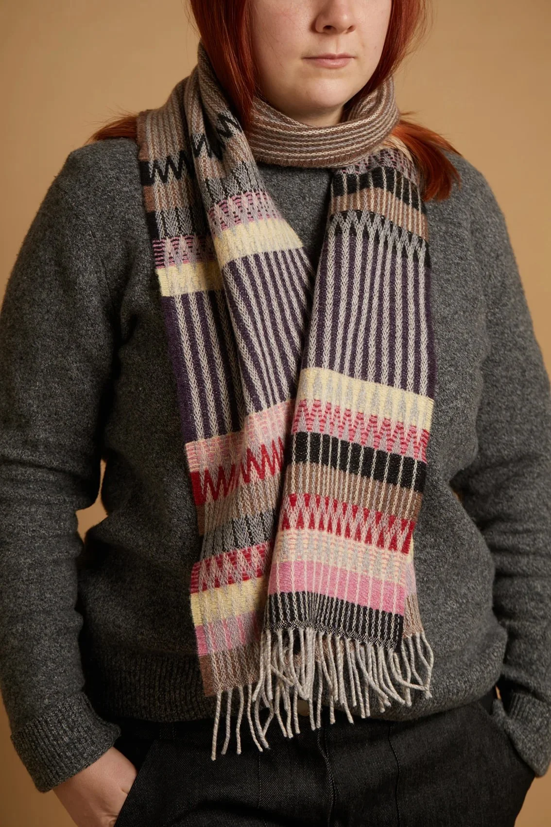 wallace-sewell-edera-scarf-mouse-manon-bis.jpg