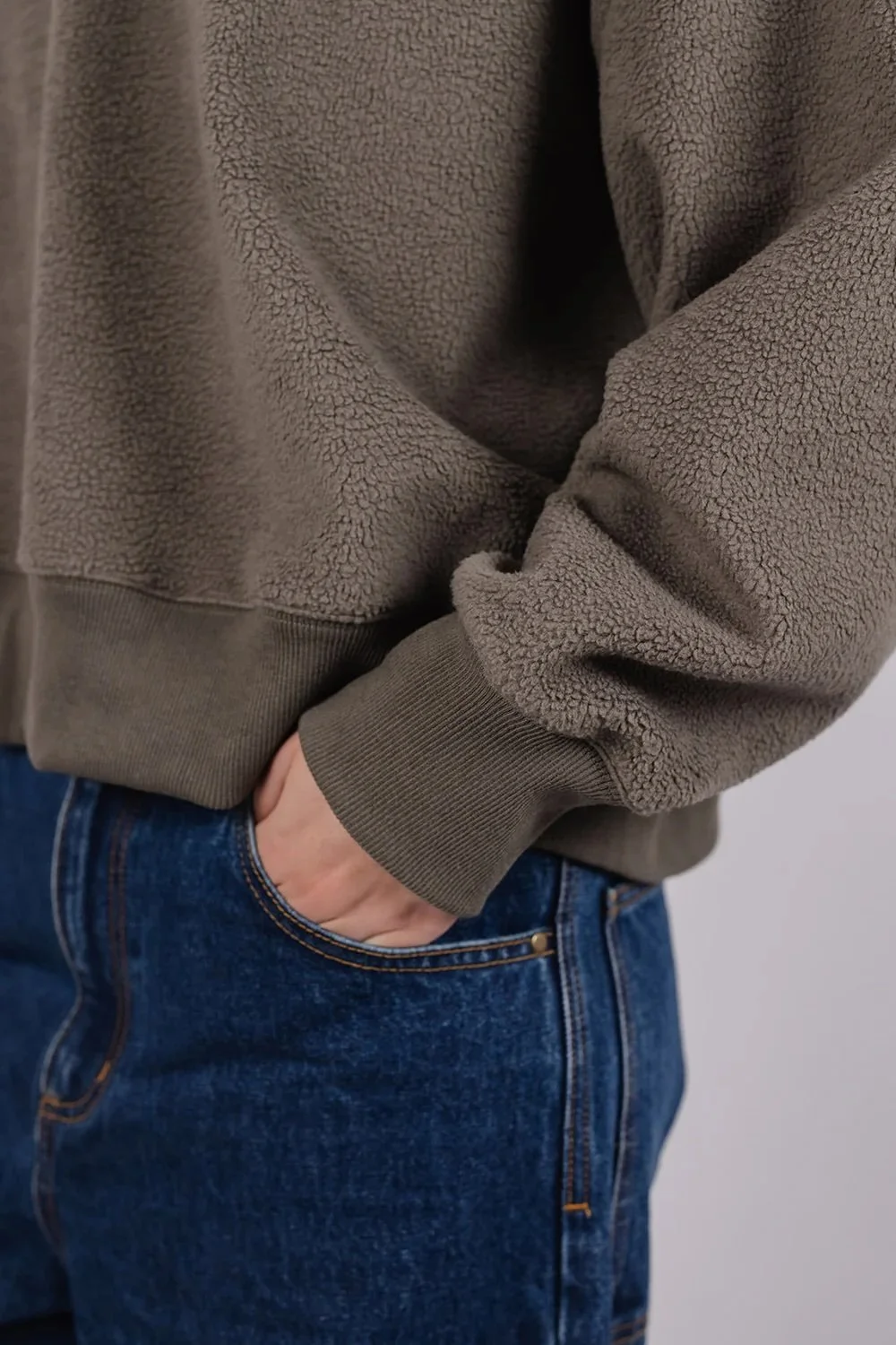 Vic-Bert-sunny-fleece-sweatshirt-7-manon-bis.jpg