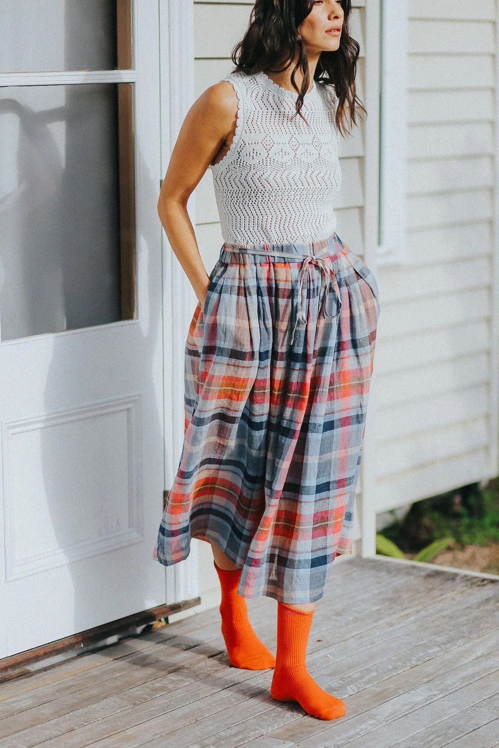 montaigne-amelie-multi-check-linen-skirt-with-belt-5-manon-bis.jpg