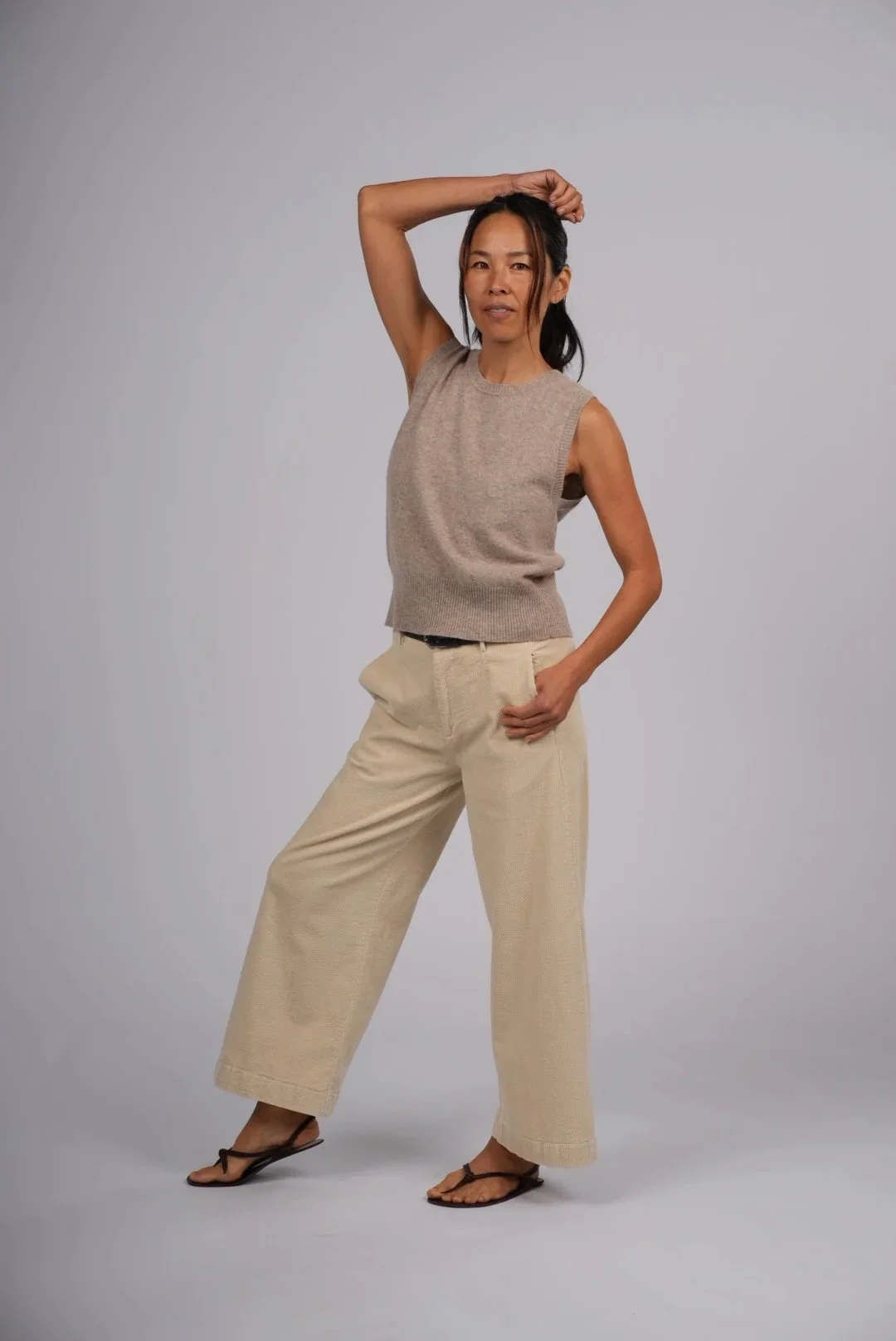montaigne_lambswool_vest_oatmeal-manon-bis.jpg .jpg