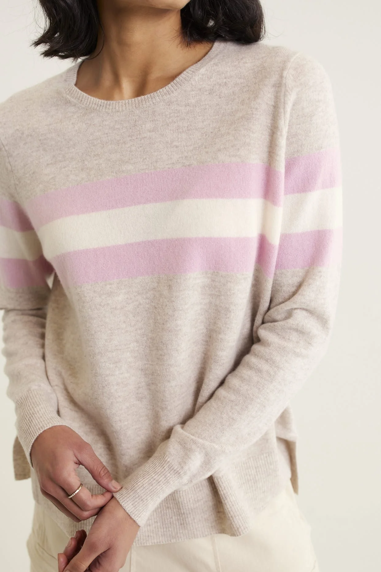 Alessandra_York-sweater-3-beige-manon-bis.jpg