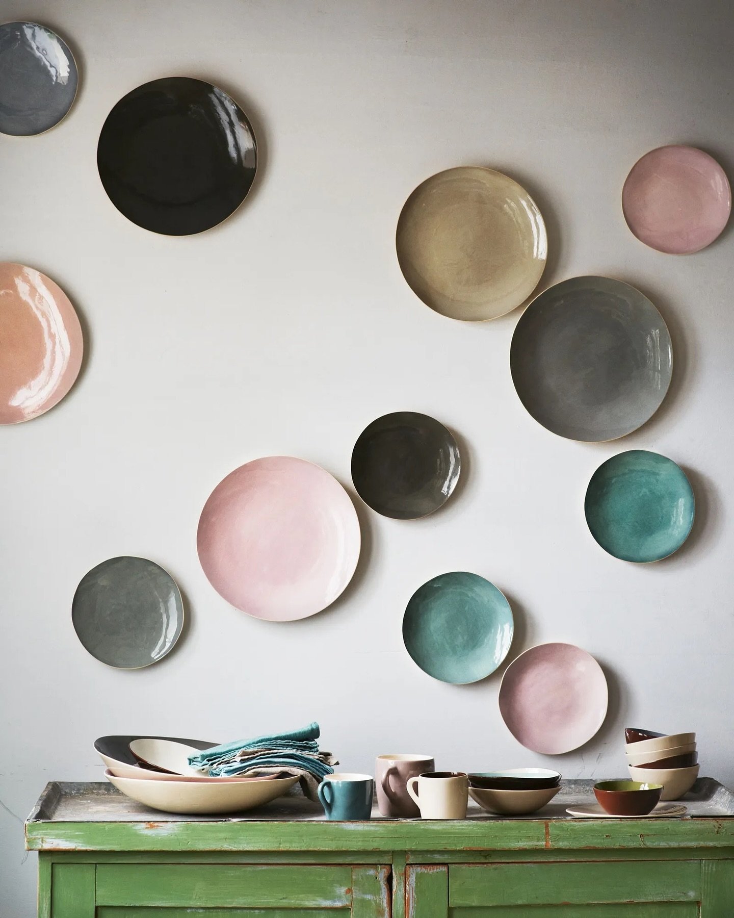 This Is Not Your Grandma&rsquo;s Plate Wall!

New Brickett Davda arriving soon ✨
Stay tuned! 

#madeinengland #somethingspecial #madebyhand #timeless #brickettsavda #manonbisboutique