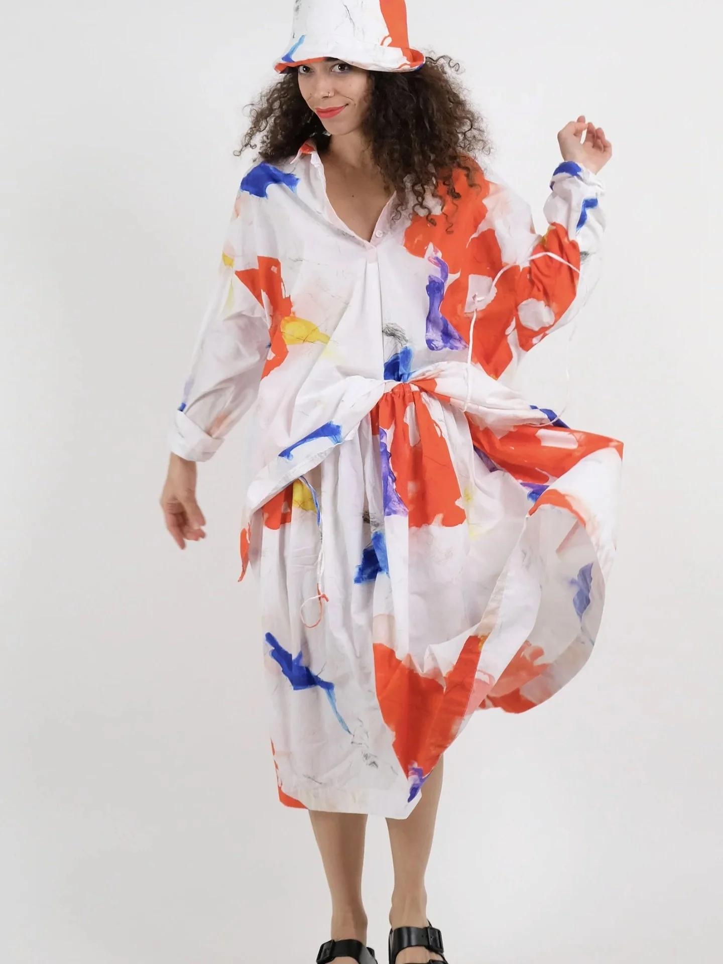🧡💙

#alwaysamazing #manuelleguibal #madeinfrance #sustainablefashion #naturalstyle #timeless #summer #manonbisboutique