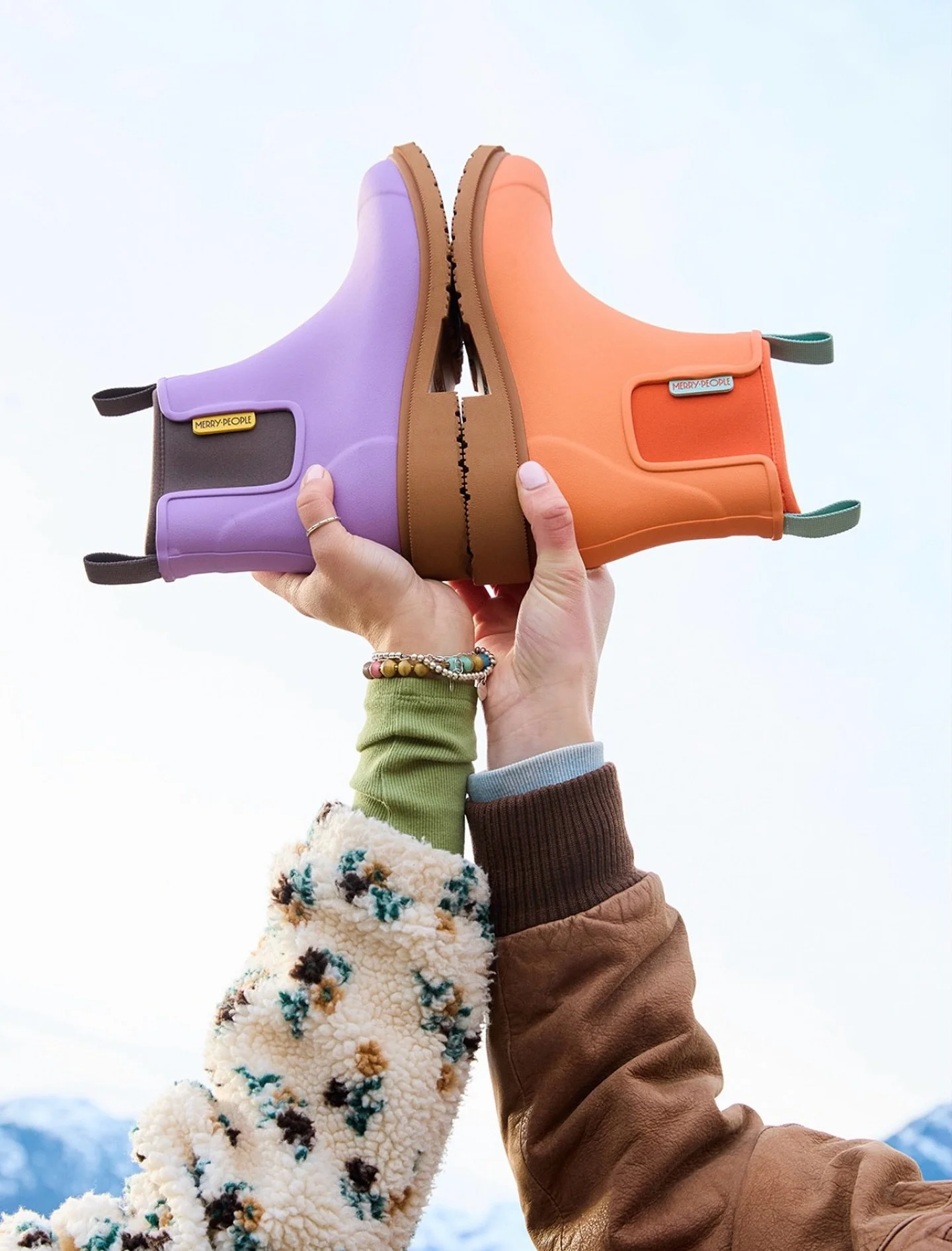 Blissful rain today ☔️ 
And blissful NEW MERRY PEOPLE boots have just arrived in Dusty Lilac🪻💜and Sherbet Orange!!🍊🧡

#newcolours #helloautumn #merrypeople #bootsforeveryday #hellorainshine #manonbisboutique