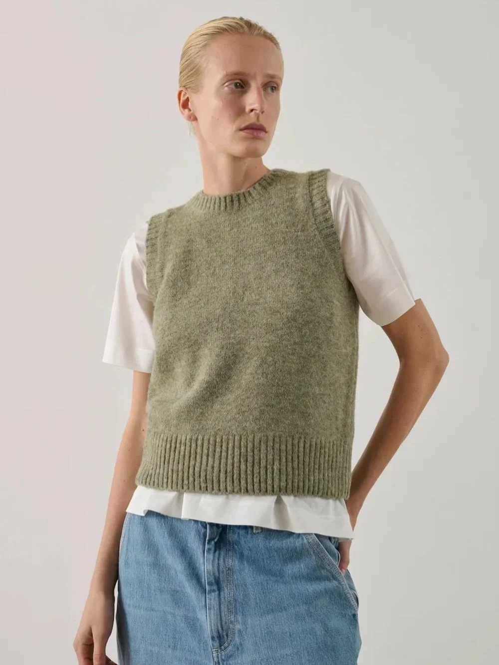 Those French girls must have ESP when it comes to guessing what we Melbournites need in Spring!
Stay cosy this weekend in new season light knits from Paris.

In-store in Hawksburn and online
&bull;
&bull;
www.manonbis.com.au

#frenchstyle #timeless #