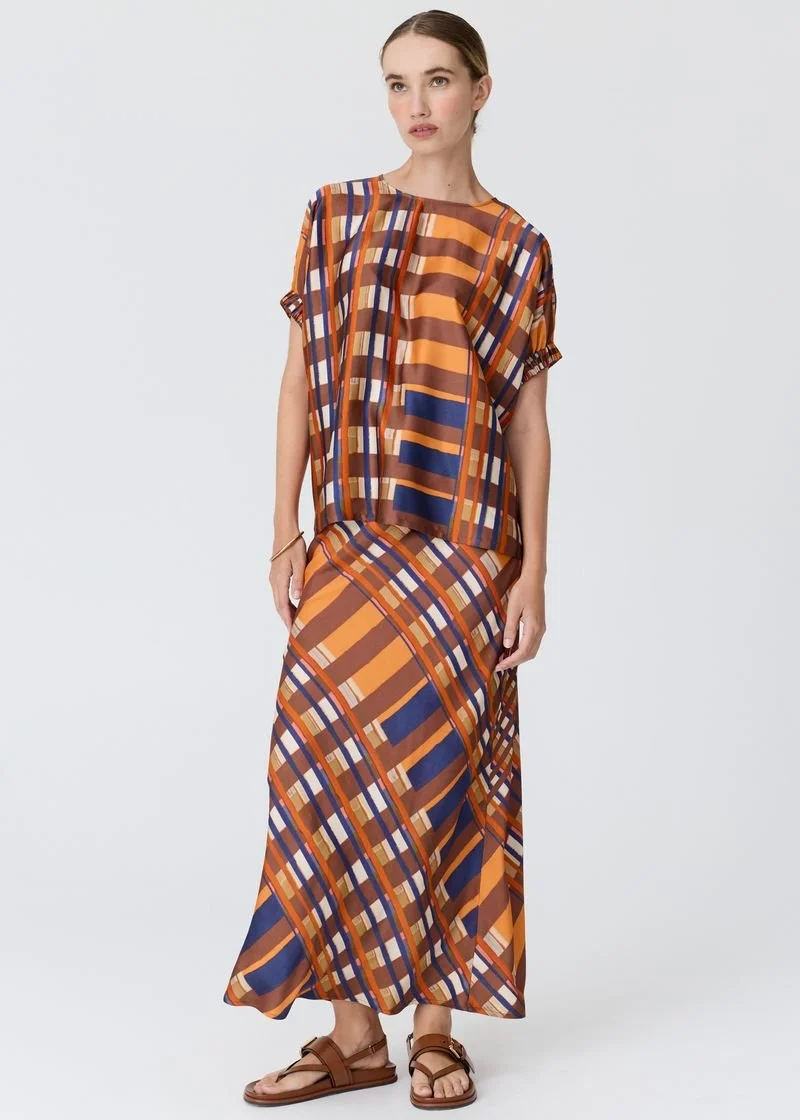 Pol-Lattice-Skirt-Amber-Check-2-manon-Bis-jpg.jpeg