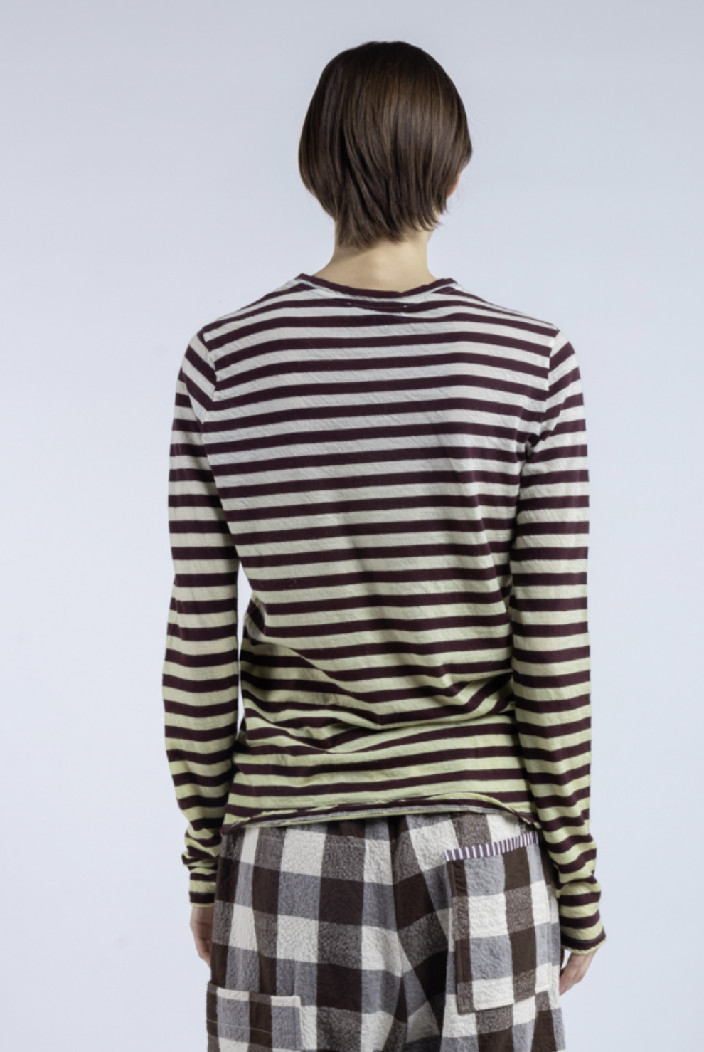 Phisique-du-role-25W192-round-neck-tshirt-cotton-wool-dyed-bottom2-manon-bis.jpg.png