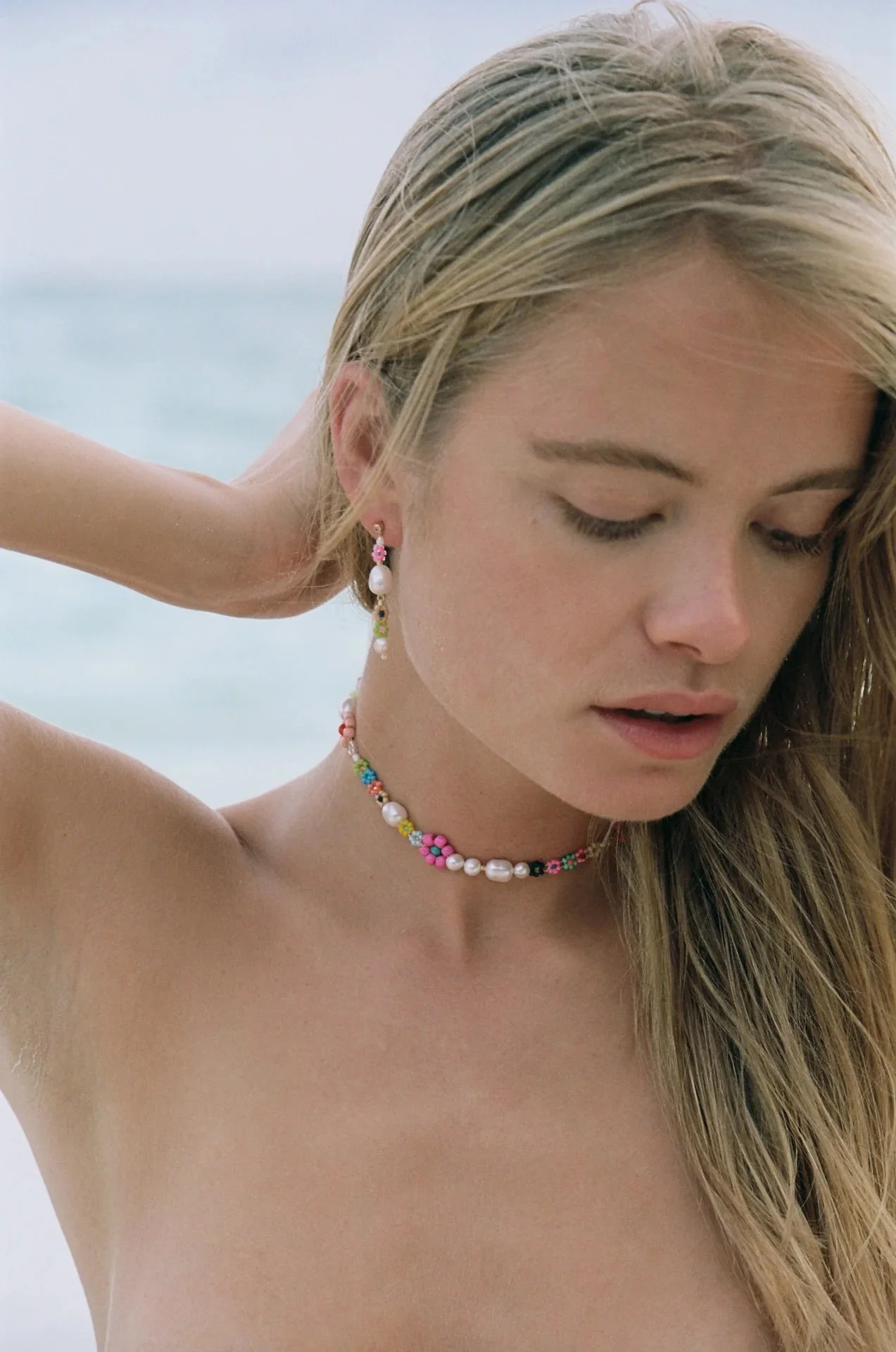 Anni-Lu-Mexi-Flower-earrings-manon-bis.jpg