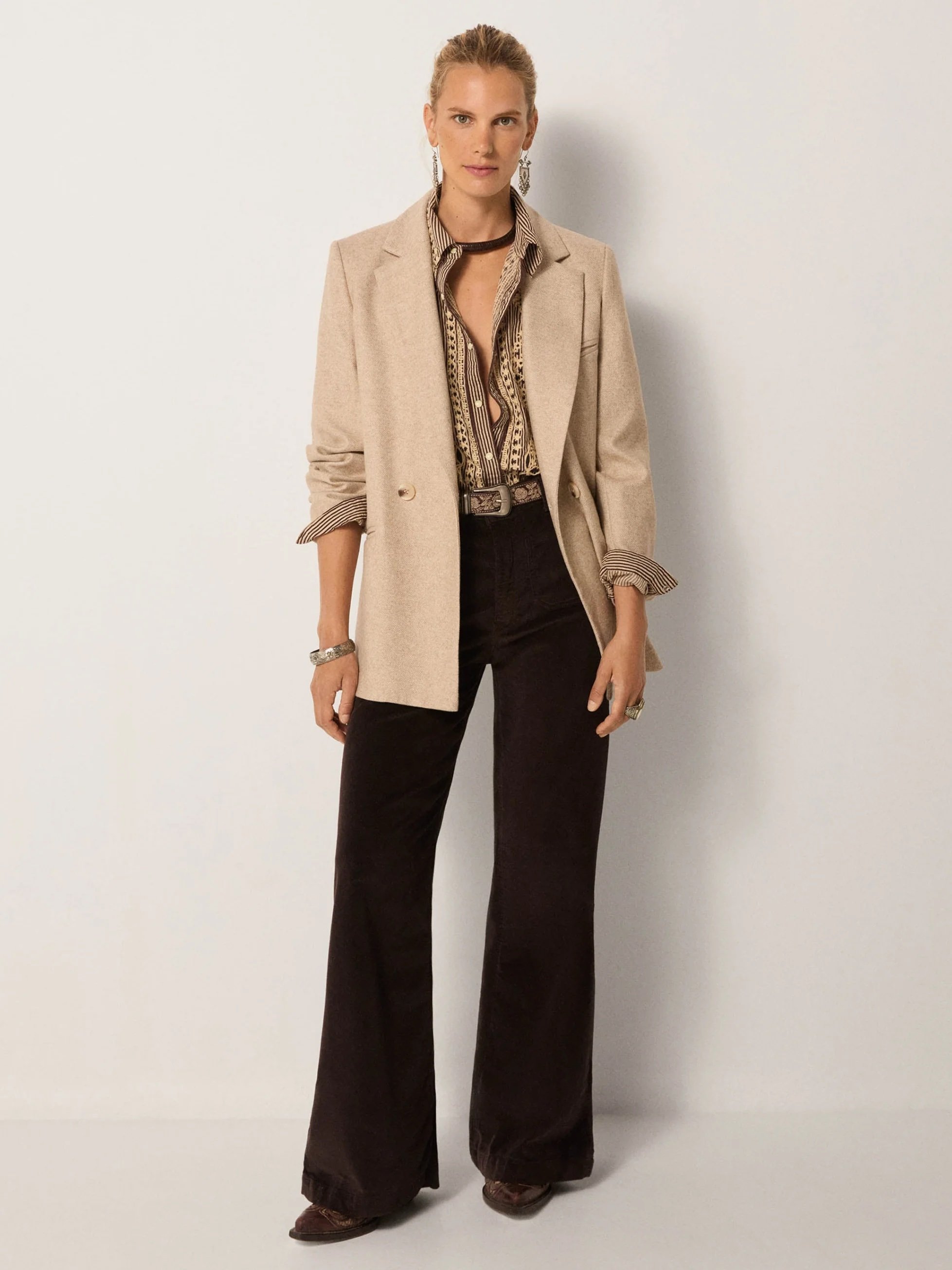 Maison-Hotel-Romeo_pant-Montesco-Mud-78-manon-bis.jpg
