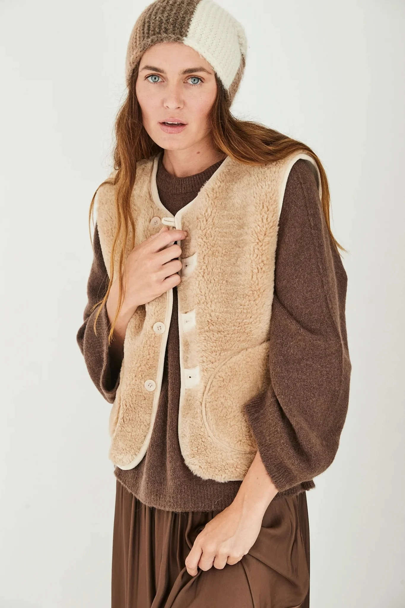 Mamapapa-alfred-reversable-sleeveless-jacket-vest-6-manon-bis.jpg