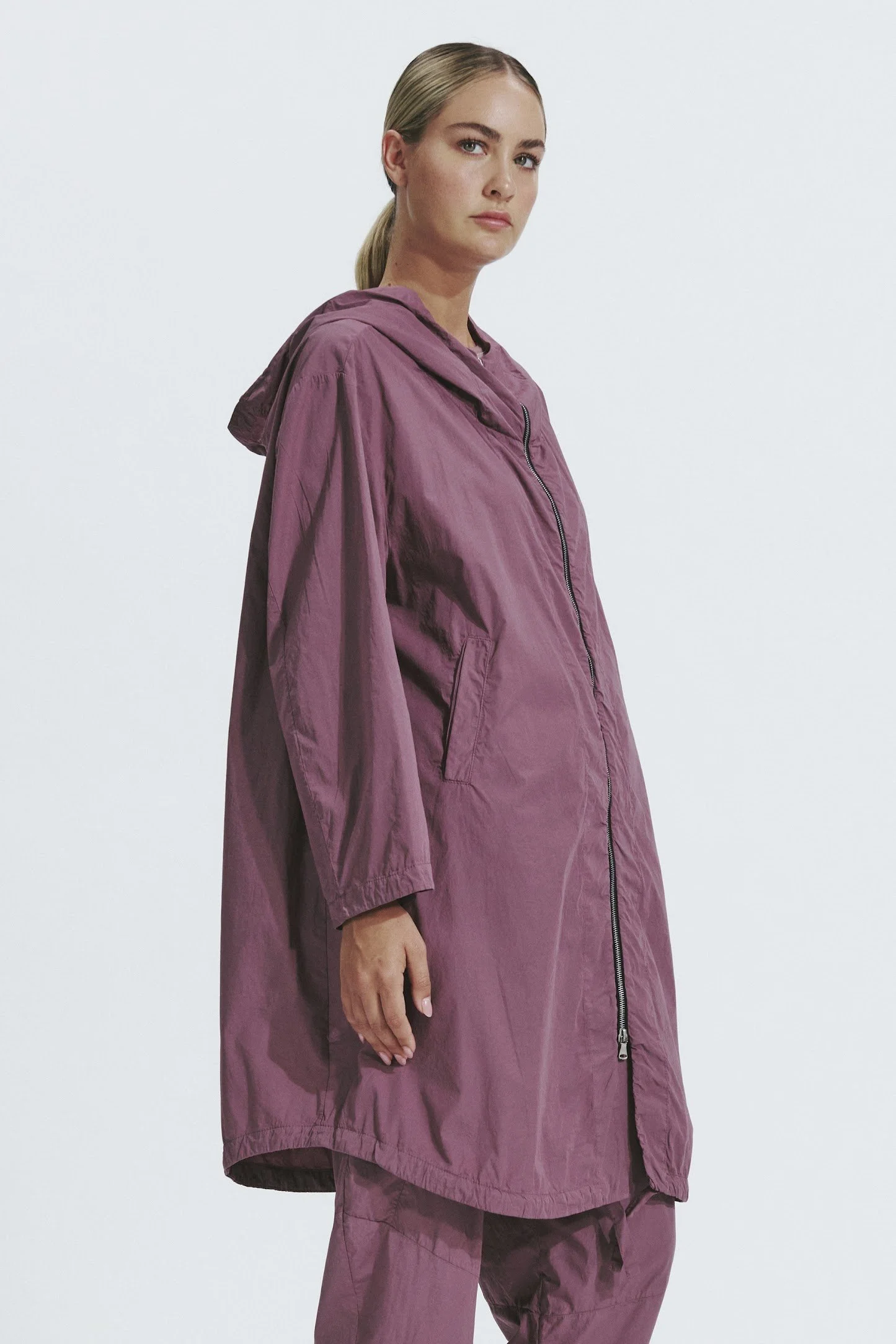 Transit-Cotton-trench-coat2--manon-bis-CFDTRZN239-07_01_B.jpg