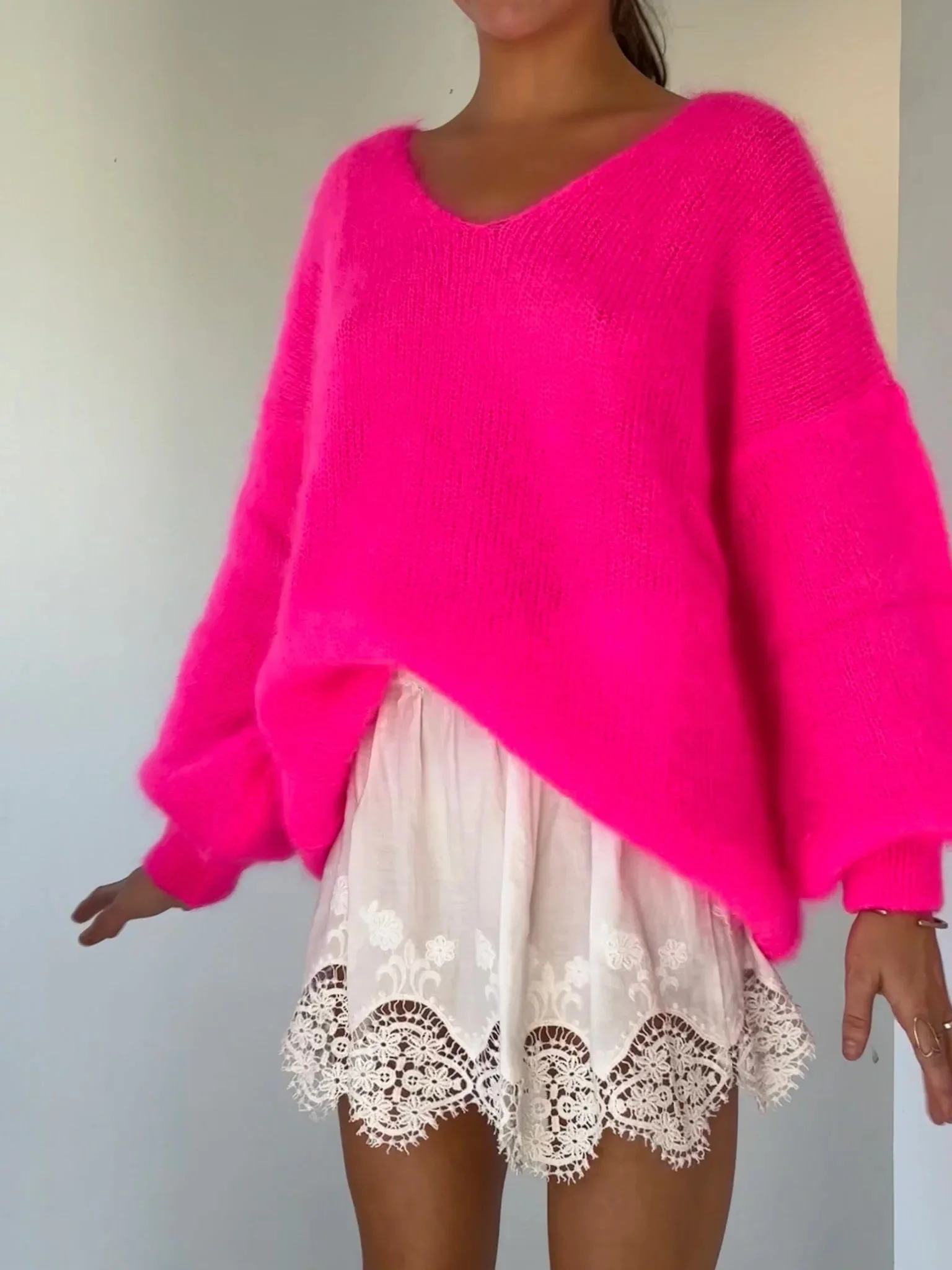 mamapapa-kinder-mohair-knit-flouro-pink-manon-bis.jpg