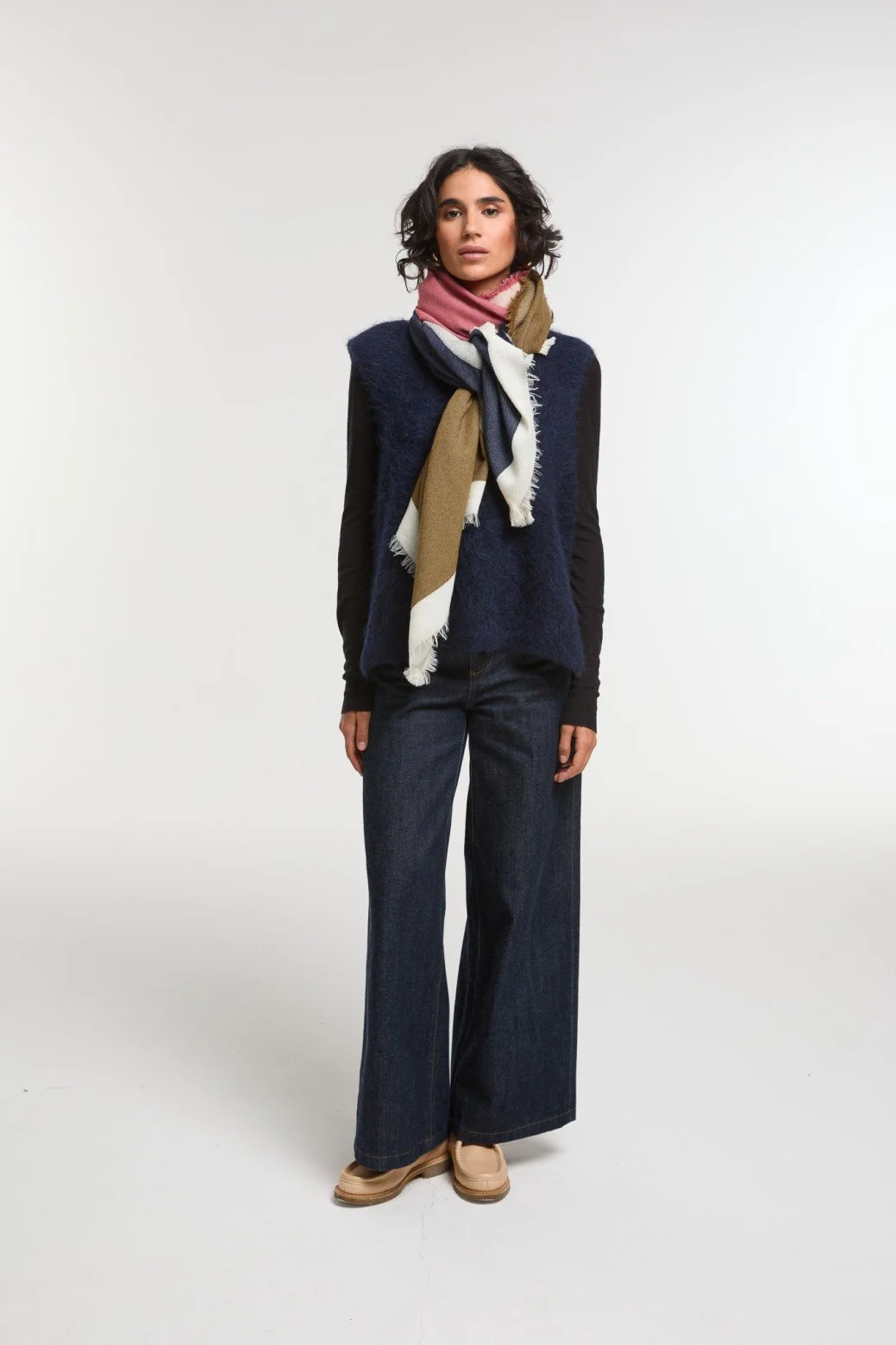 mapoesie-foulard-scarf-suzon-marine-navy-3-manon-bis.jpg