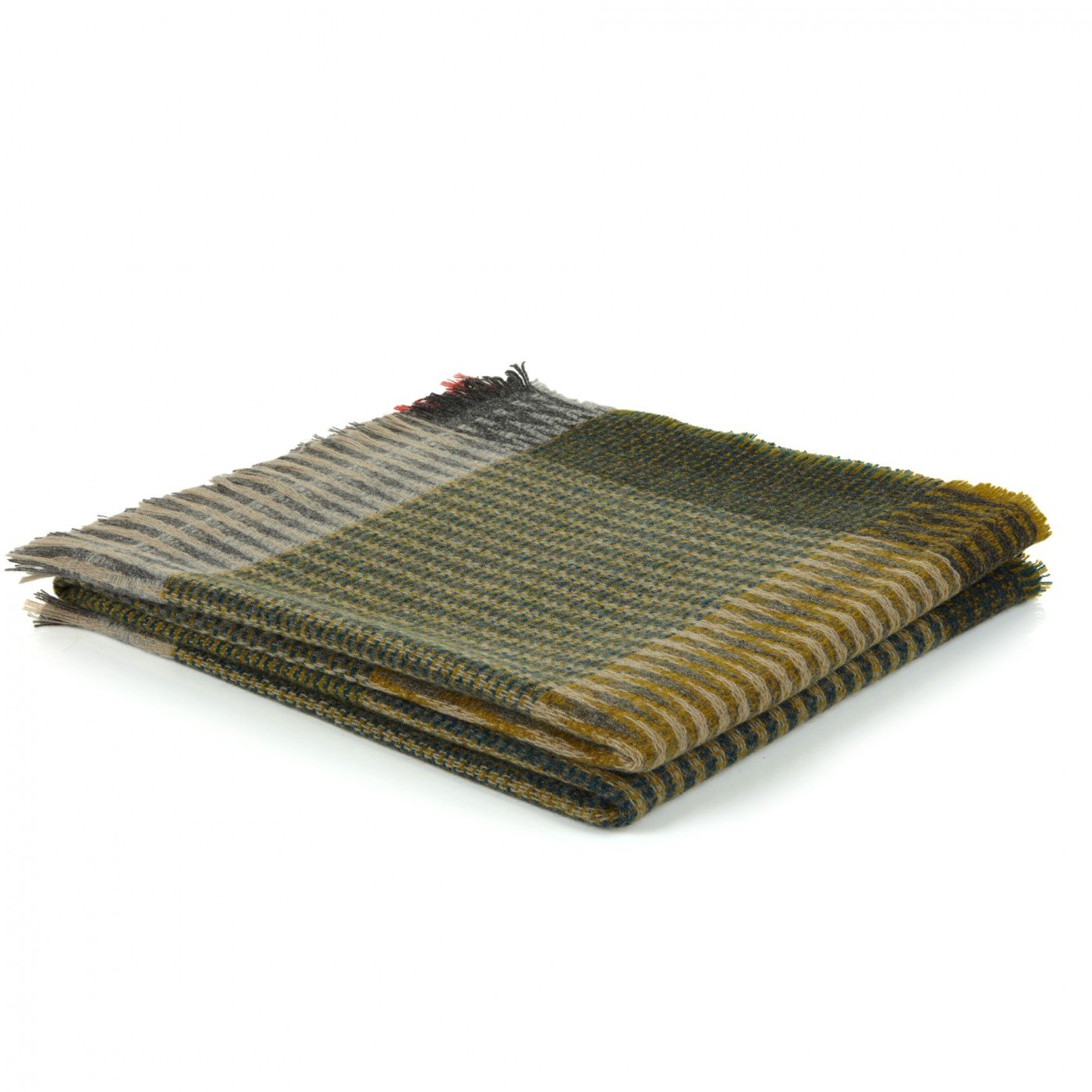 Wallace-Sewell-Lismore-tweed-shetland-throw-1-manon-bis.jpg