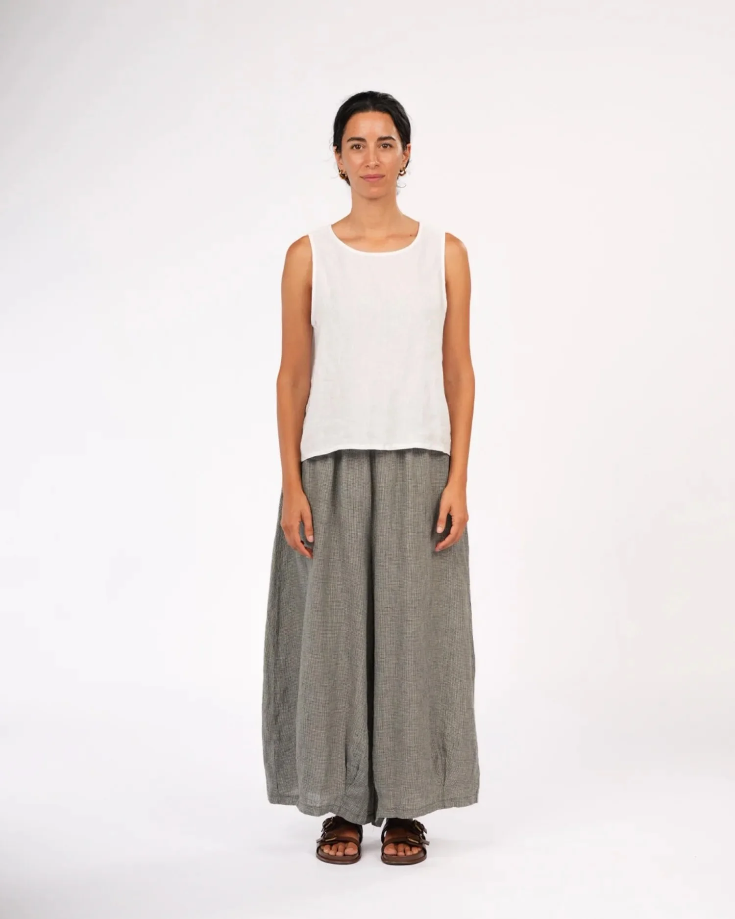 Montaigne-Eadie-pants-234-manon-bis.jpg