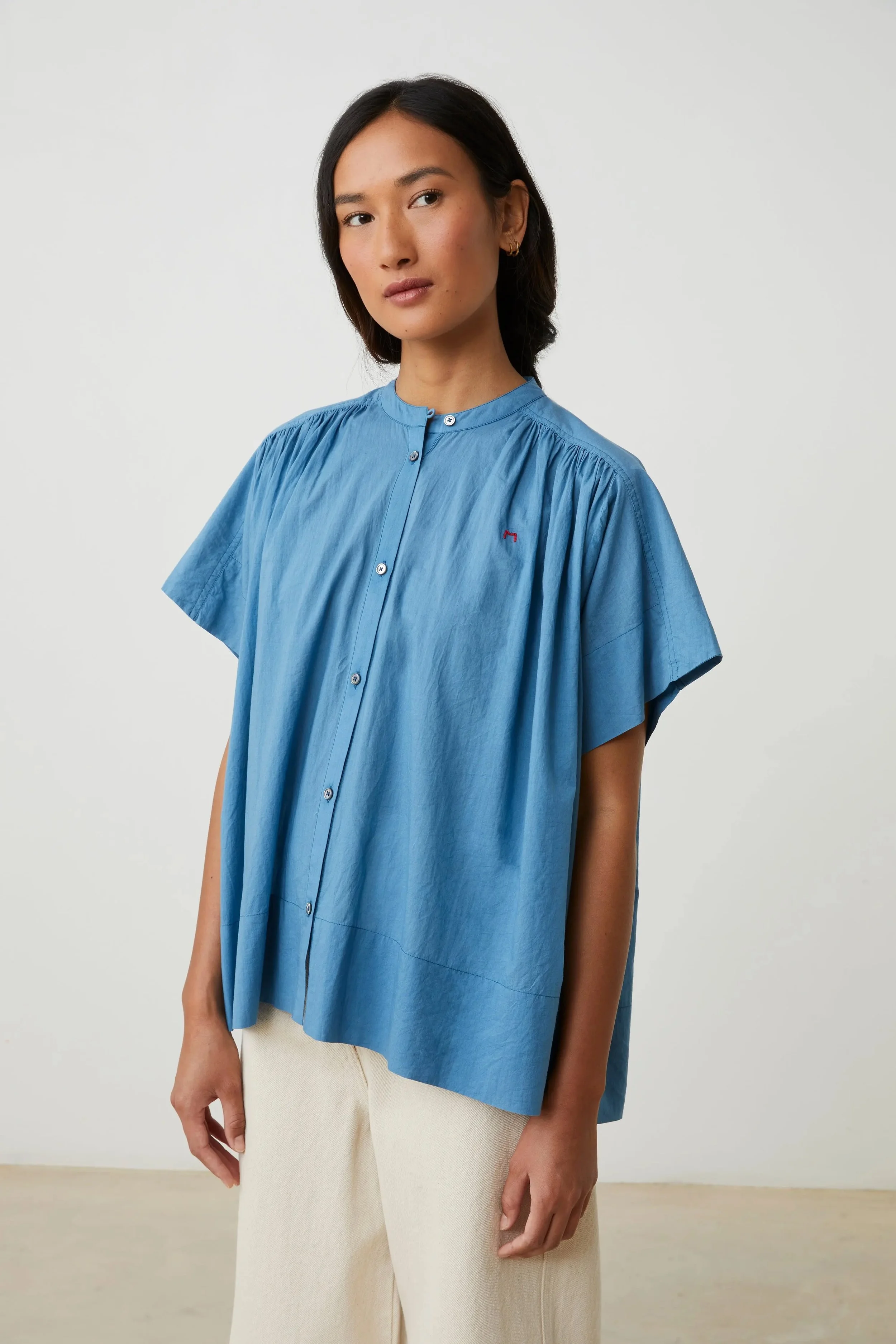 Moismont-max-blouse-indigo-1-manon-bis.jpg