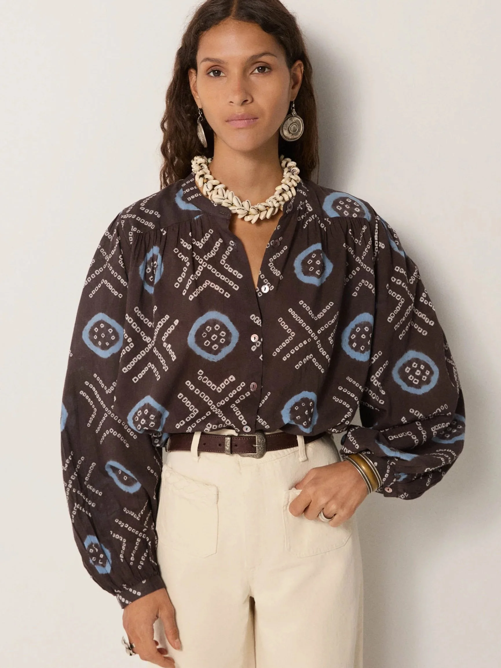 Maison-Hotel-Omara-Blouse-Stormy-Blue-1-manon-bis.jpg