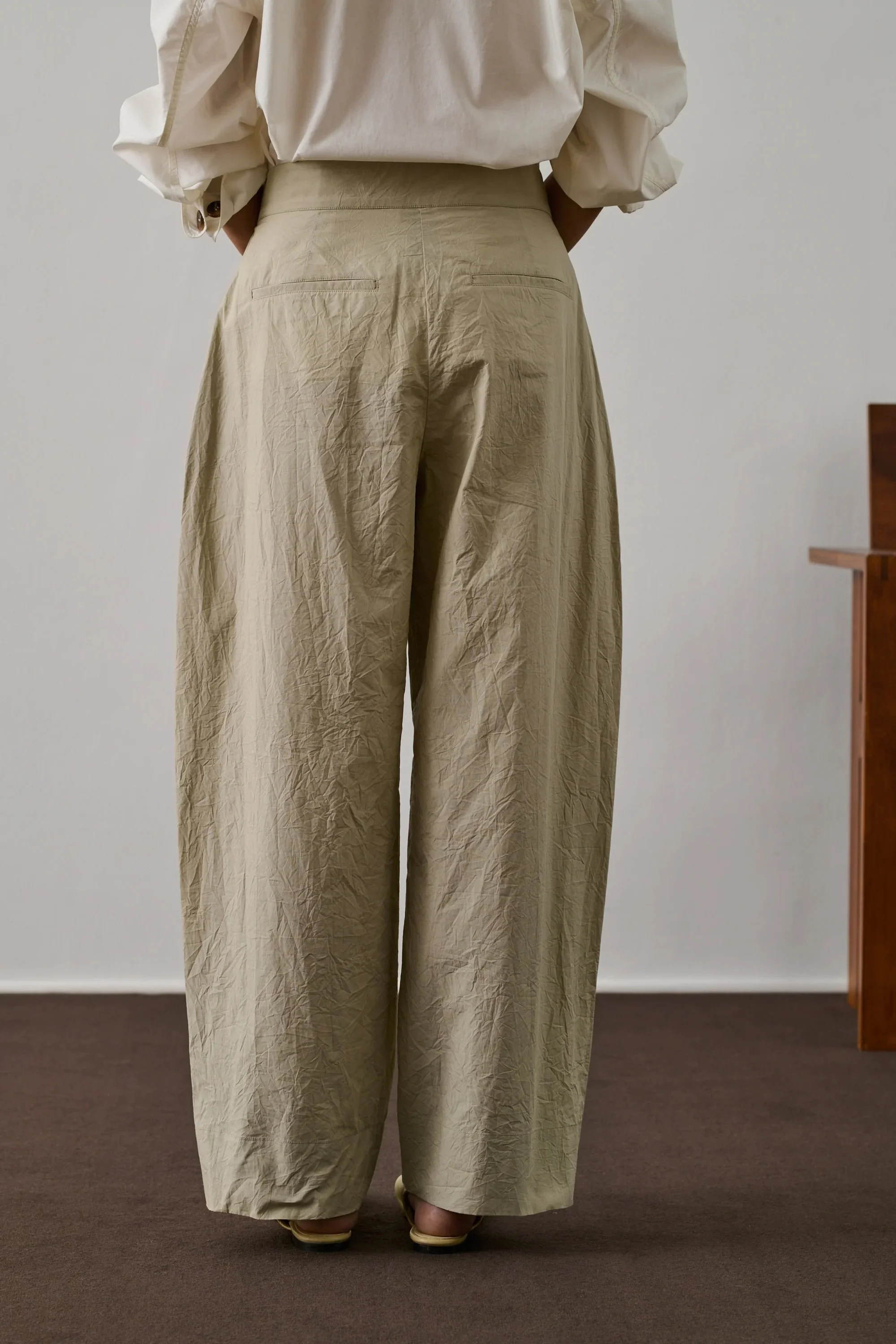 Soeur-GUILLAUME-trousers-5-beige-manon-bis.jpg