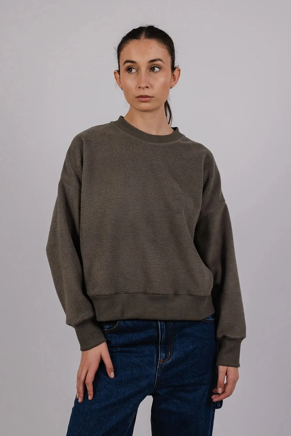 Vic-Bert-sunny-fleece-sweatshirt-5-manon-bis.jpg