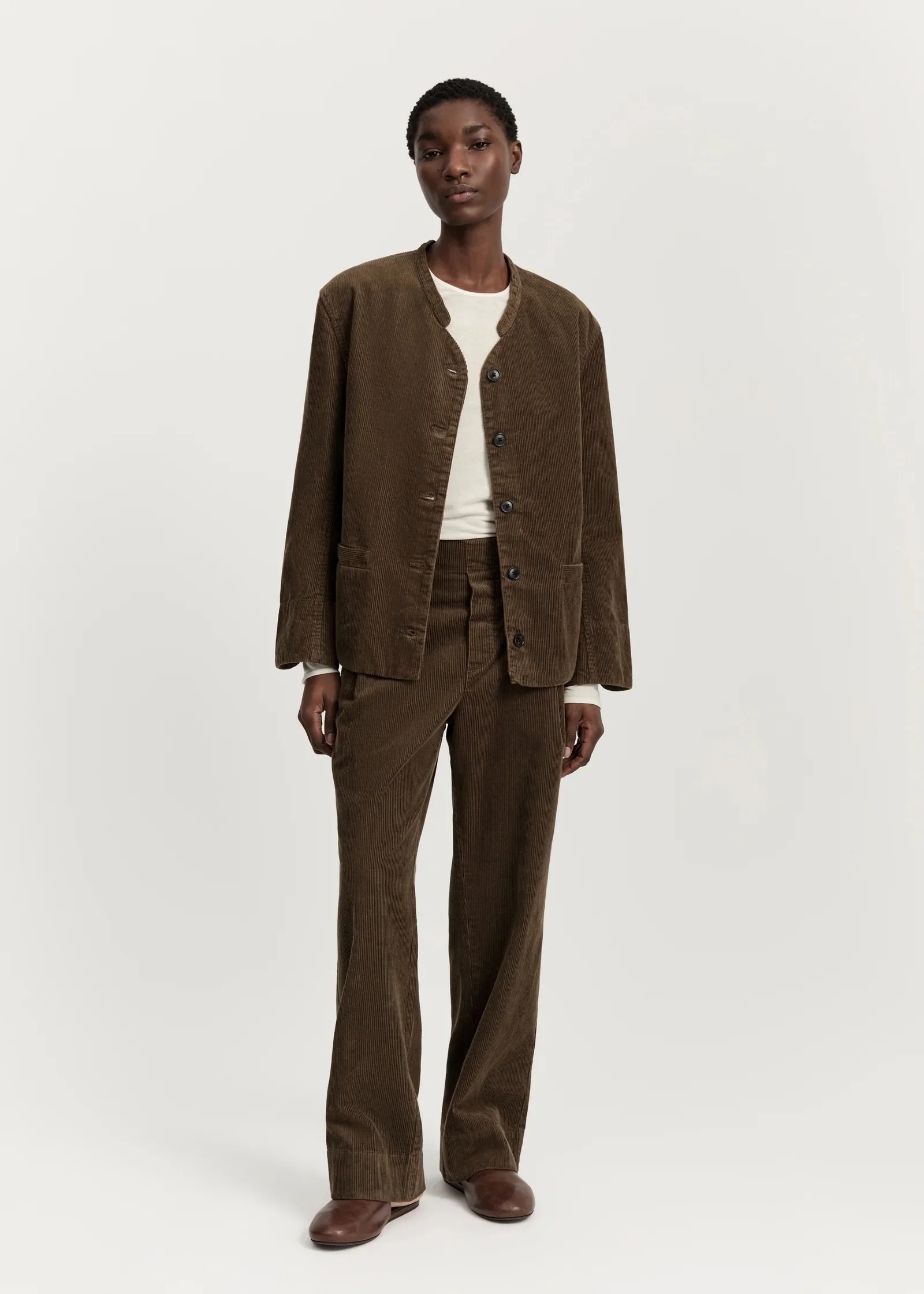 Aiayu-Angela-Jacket-Corduroy_Bark_manon-bis-3D.jpg