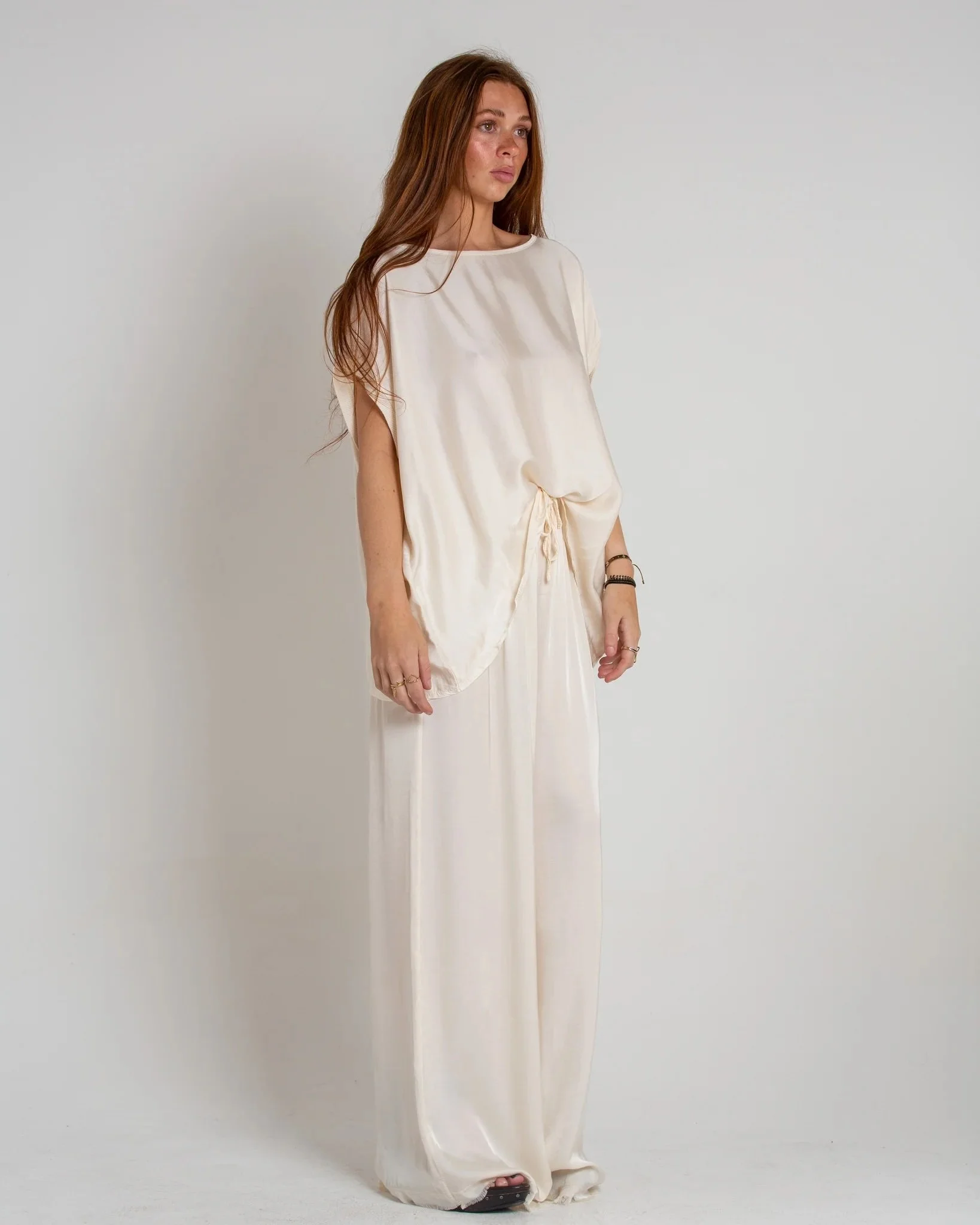 mamapapa-pia-silky-pants-cream-2-manon-bis.jpg