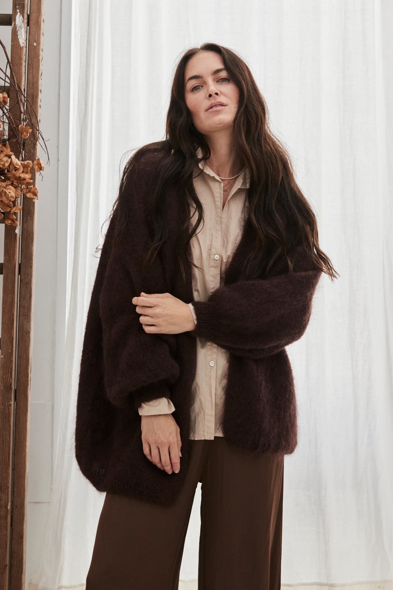 mamapapa-bueno-cardigan-chocolate-mohair-678-manon-bis.jpg