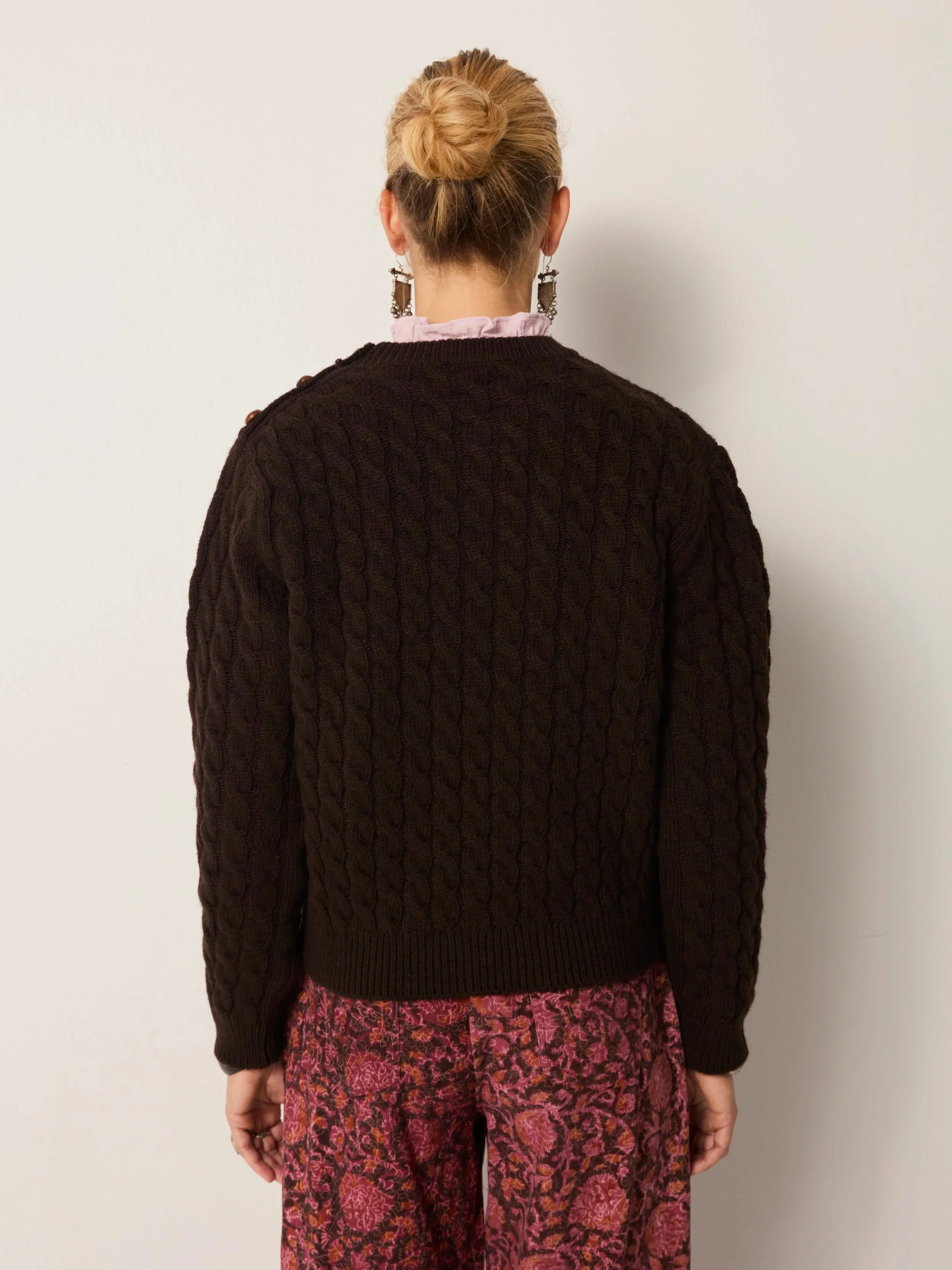 Maison-Hotel-filippa-sweater-marron-7-manon-bis.jpg