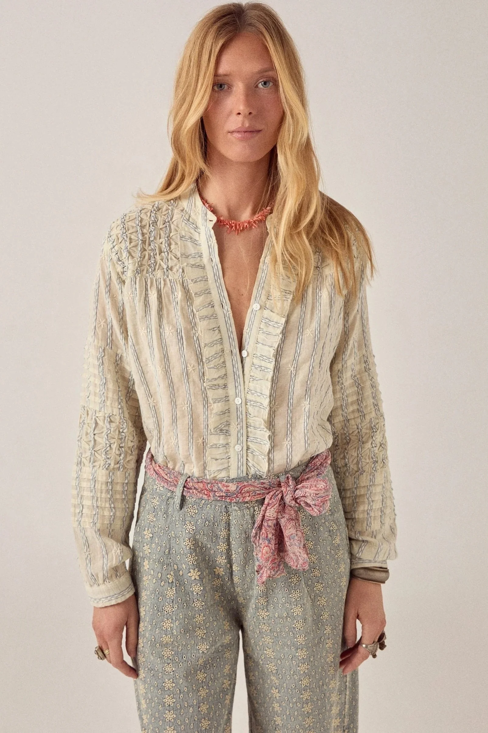 Maison-Hotel-Elta-Blouse-Cloud-Thread-1-manon-bis.jpg