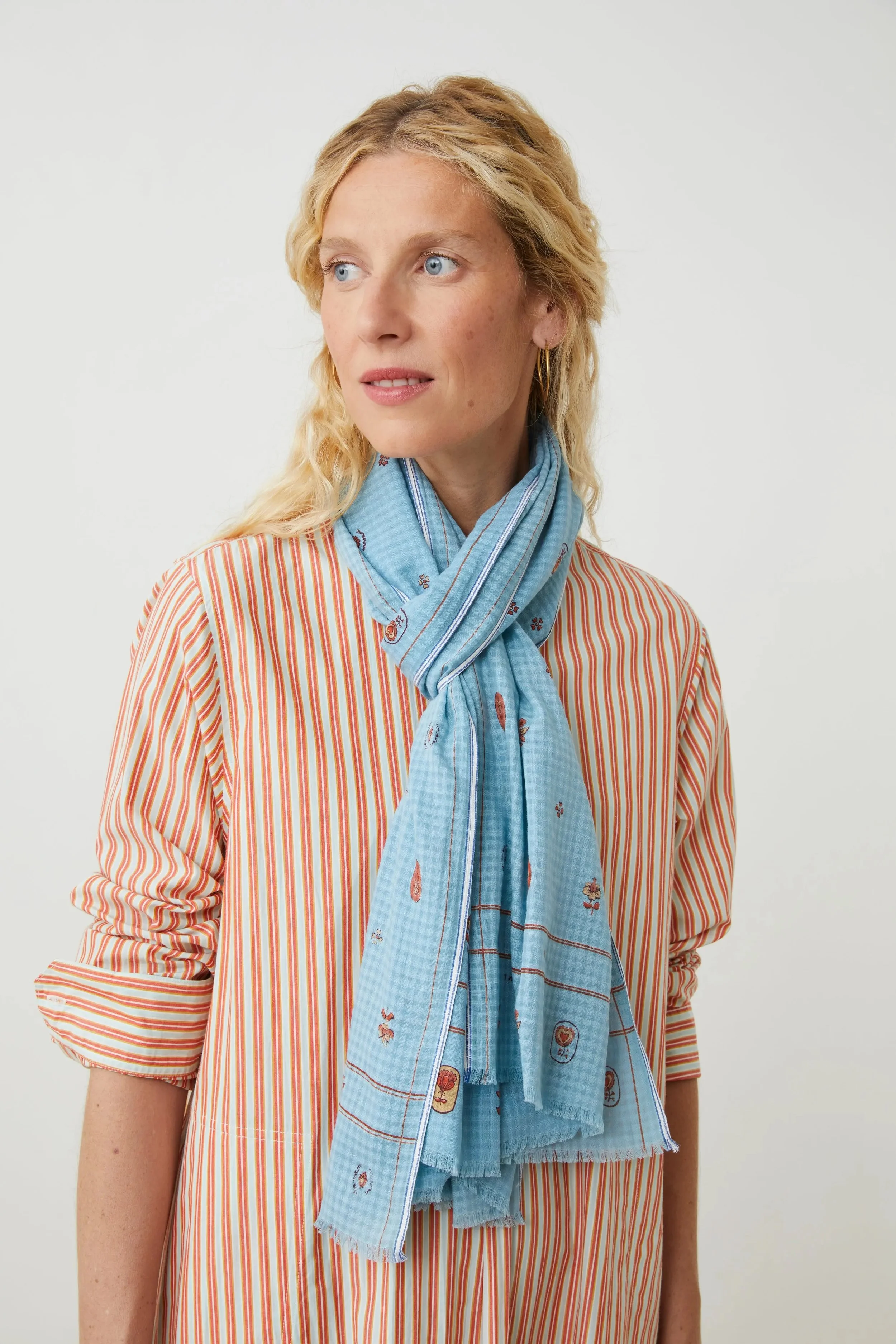 Moismont-Jewel-Scarf-824-Agate-manon-bis.jpg