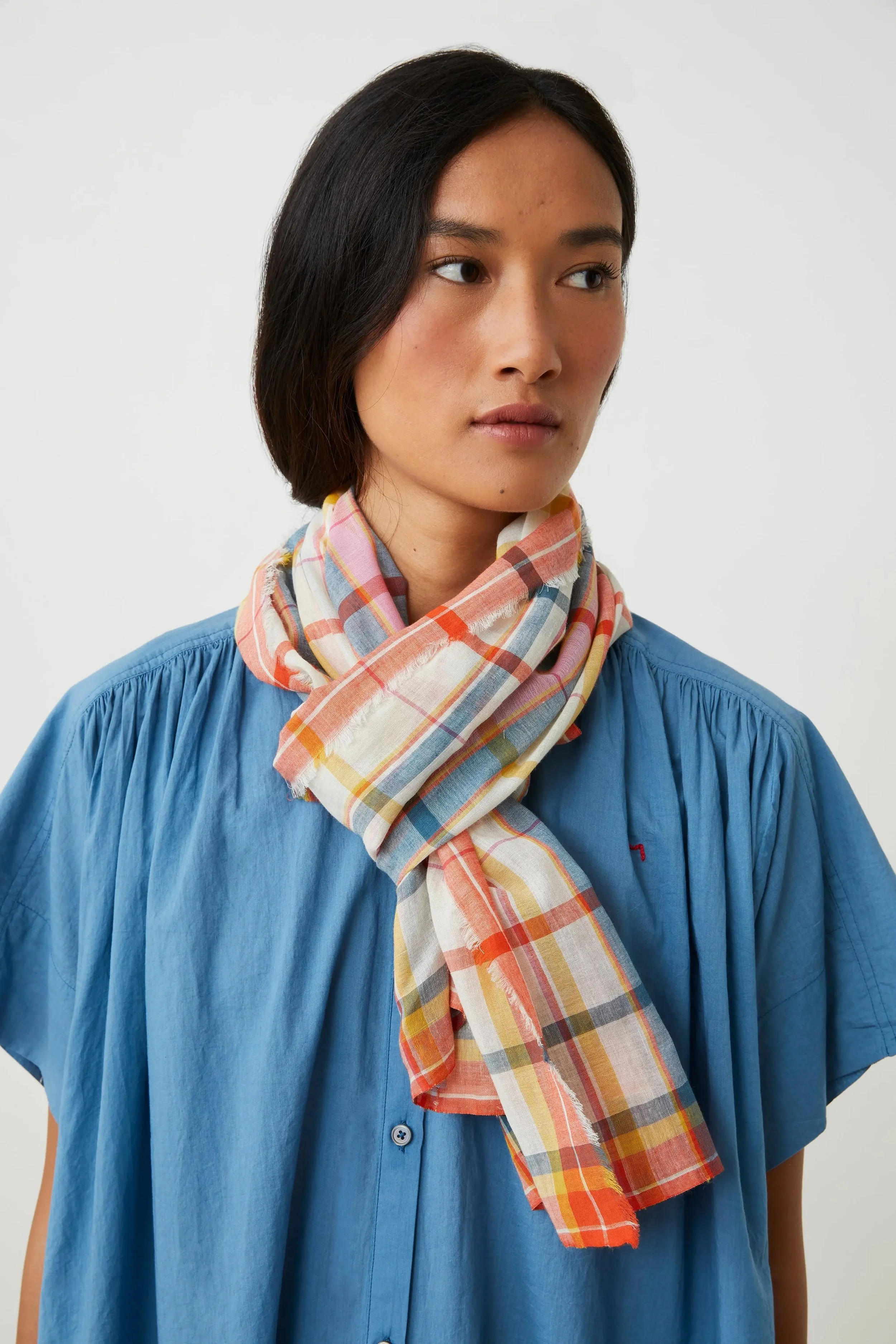 Moismont-mesange-tit-scarf-768-1-manon-bis.jpg