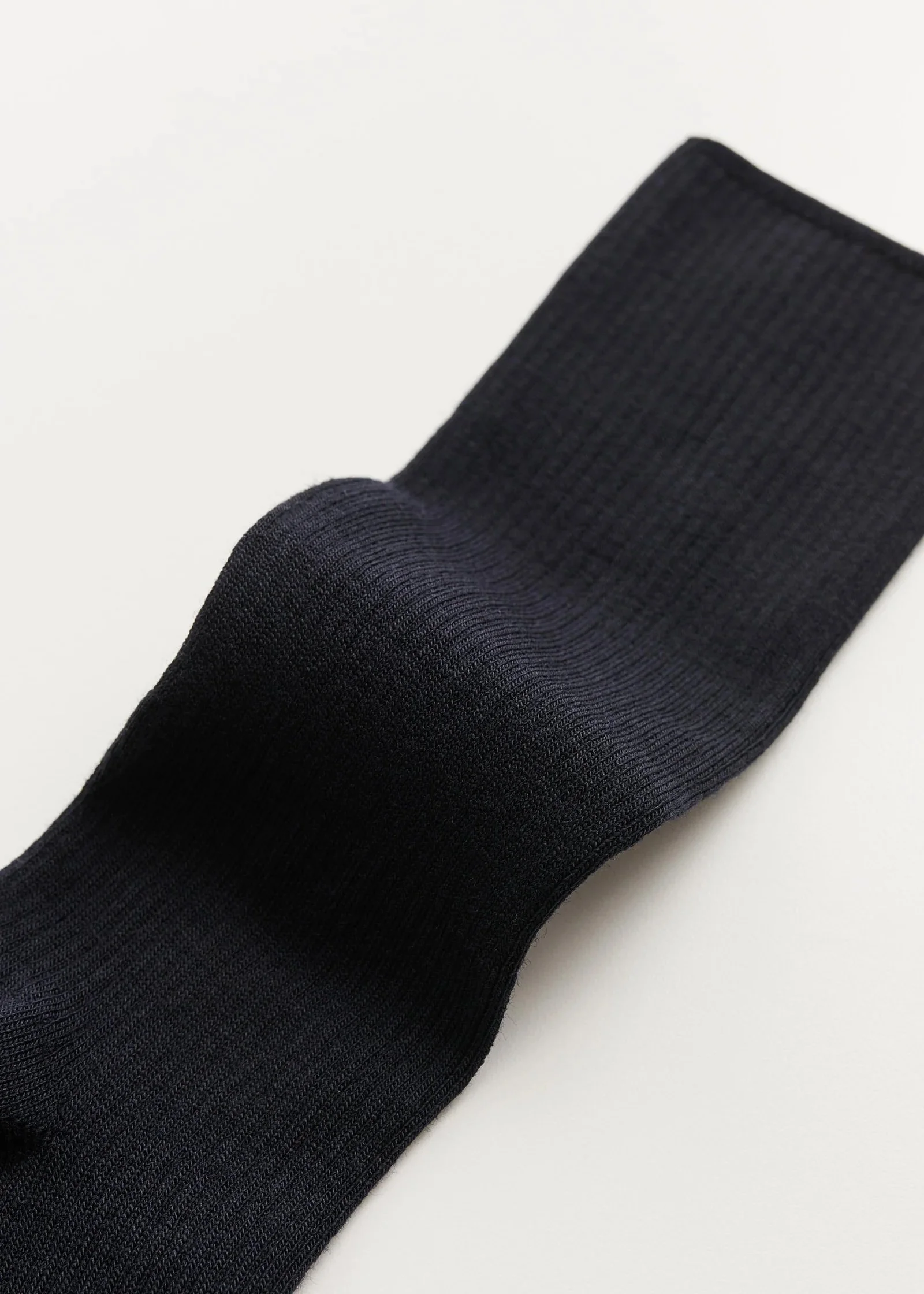 Aiayu-WoolRibSock_Navy_2-manon-bis-L.jpg .jpg