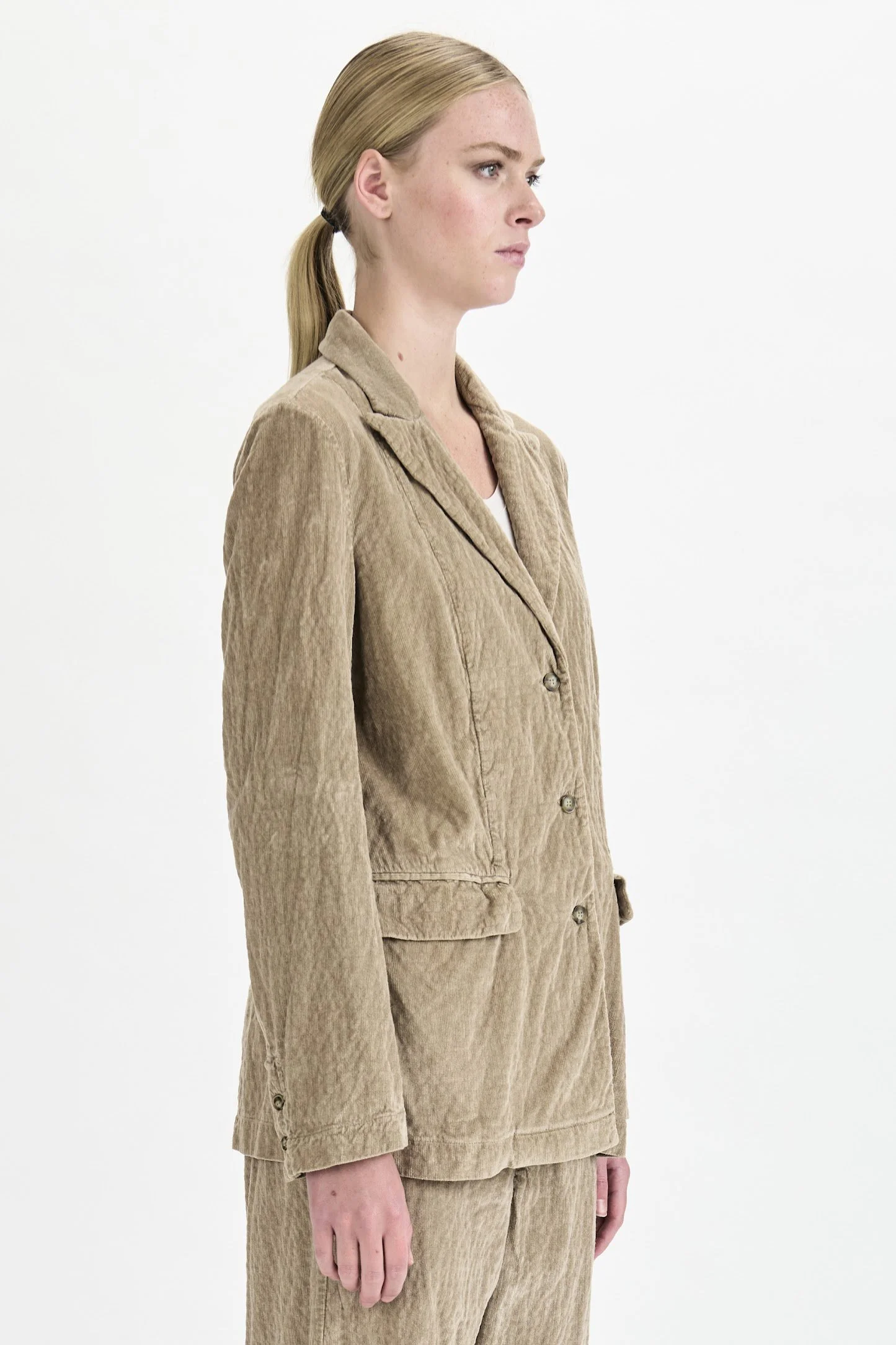 Transit-Cord-Longline-Jacket-Camel-CFDTRBP250-22_01-manon-bis-2_F.jpg