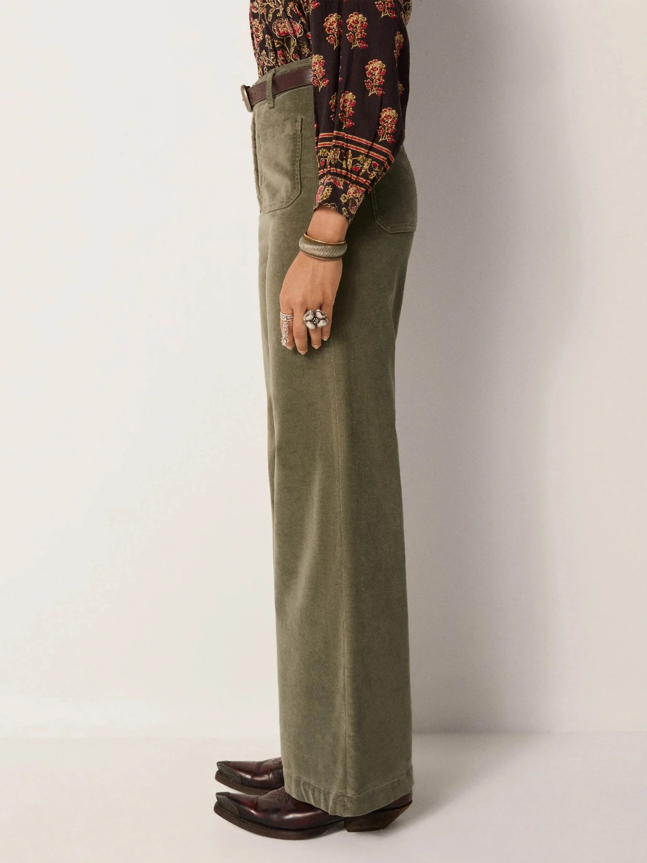 Maison-Hotel-Romeo-Pant-Moss-87-manon-bis.jpg