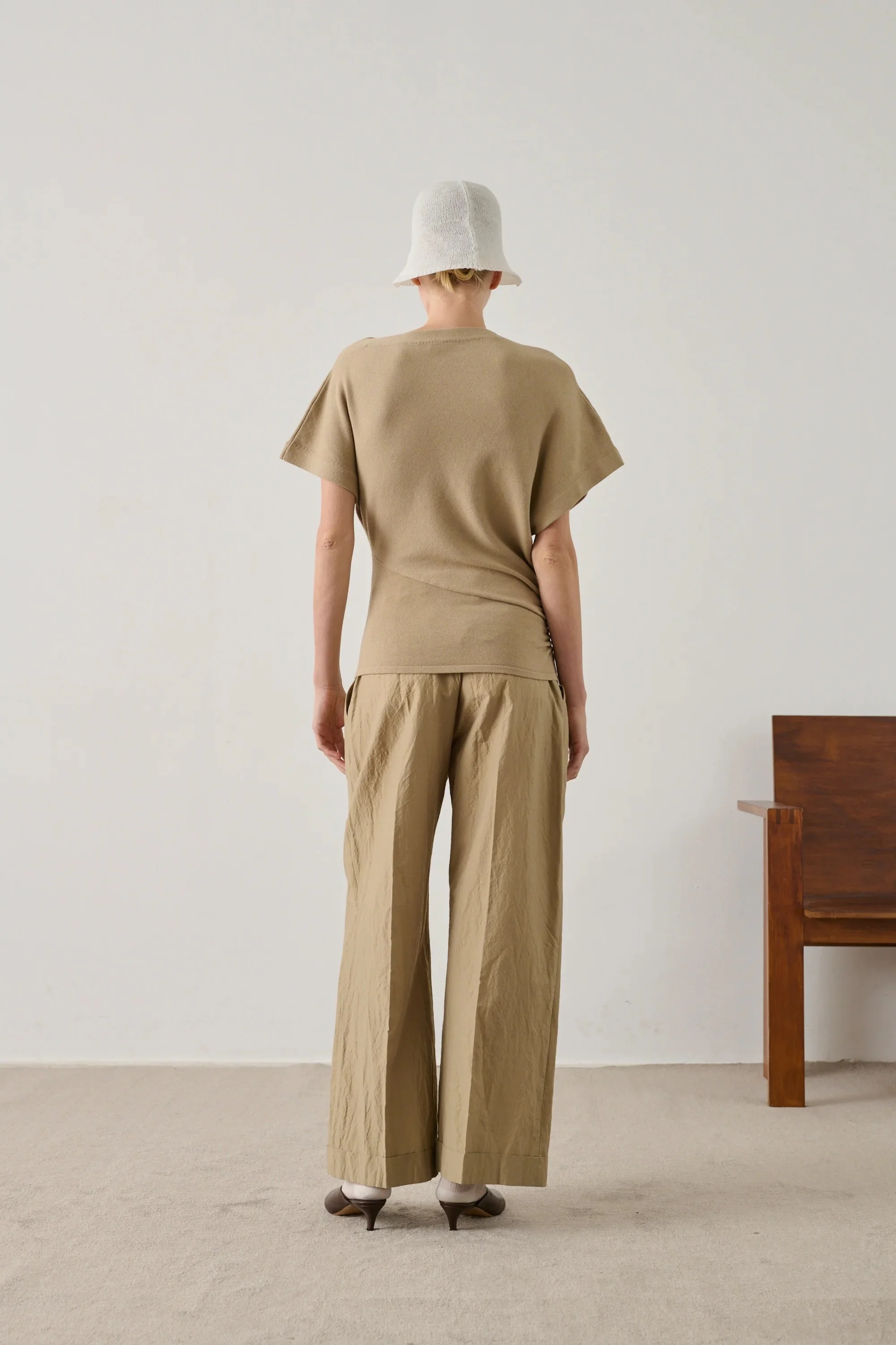 Soeur-watson-trousers-sand-5-manon-bis.jpg