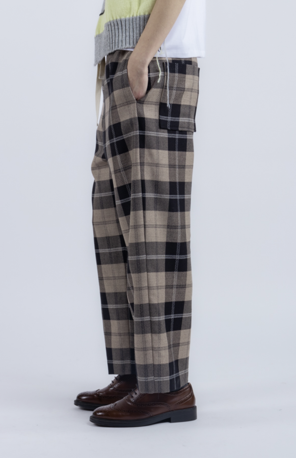 phisique-du-role-25W125-venezia-pants-twisted1-manon-bis.jpg.png